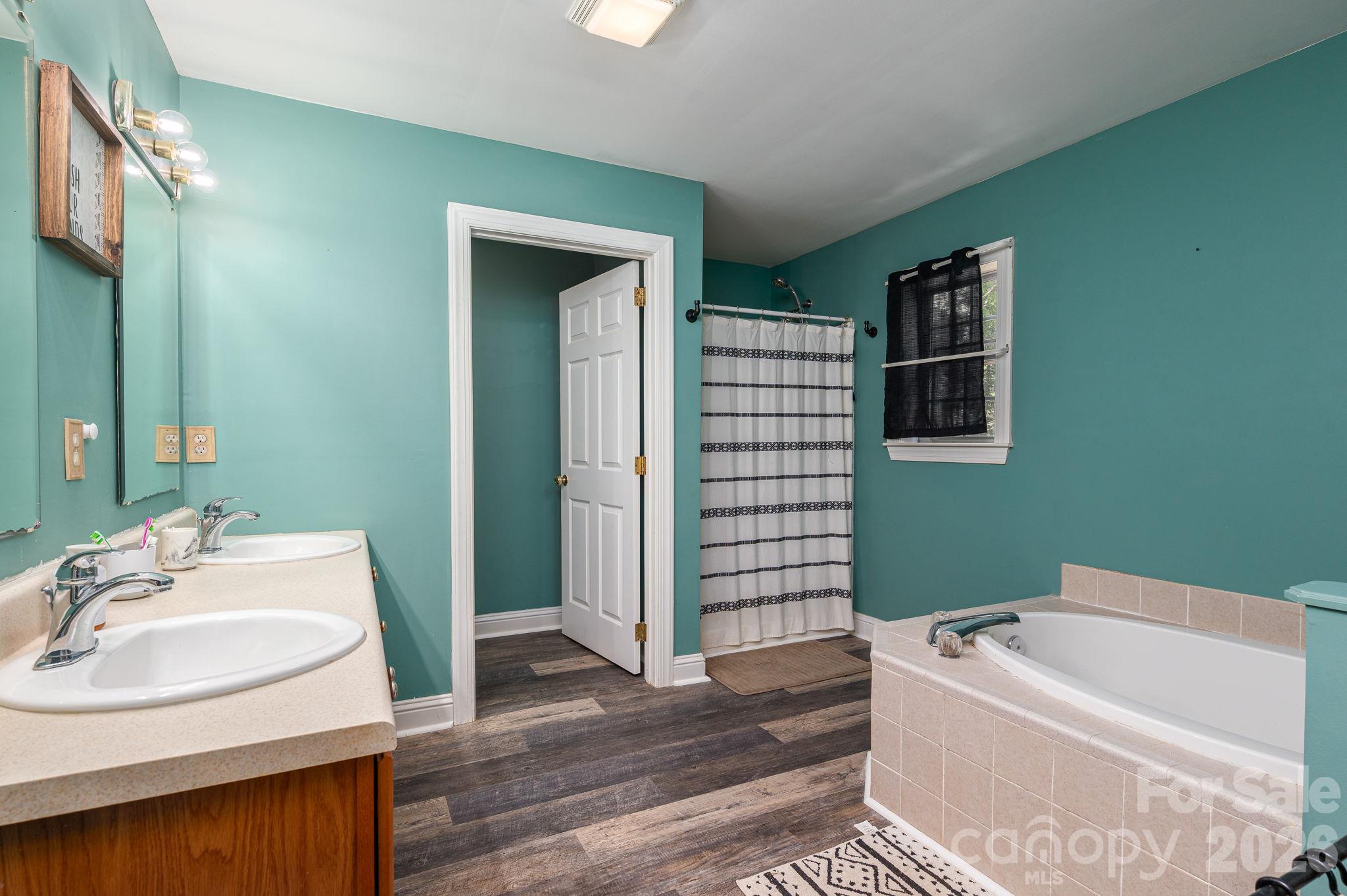 2564 Lynn Mountain Road Property Photo 17