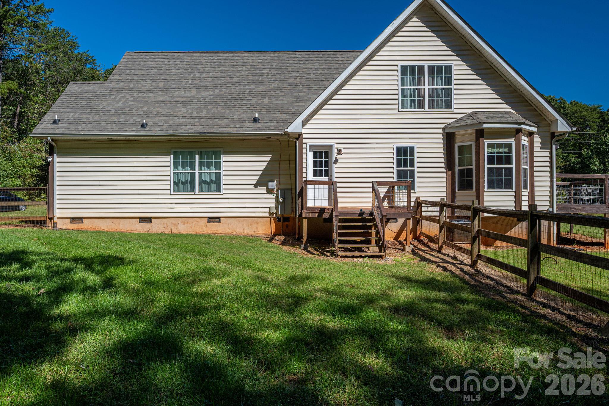 2564 Lynn Mountain Road Property Photo 23