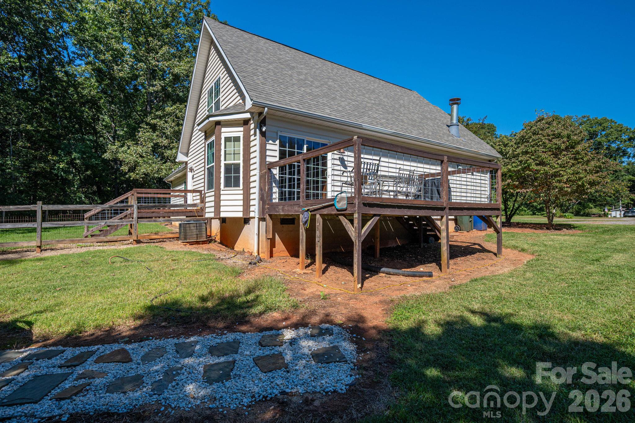 2564 Lynn Mountain Road Property Photo 26