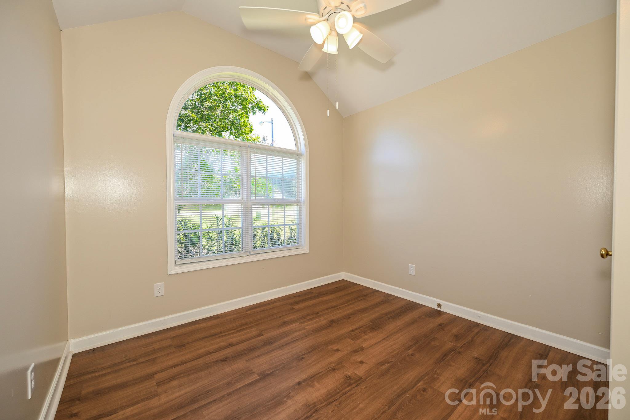 2425 River Chase Drive Property Photo 16