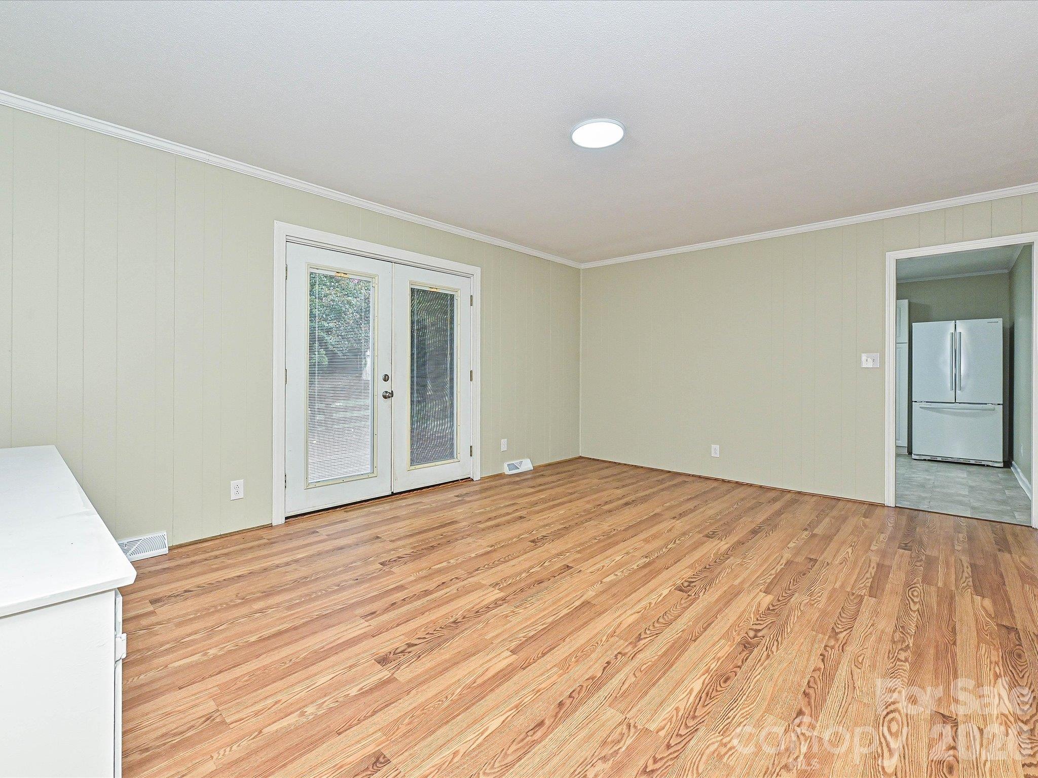 655 Greenbriar Avenue Lot 11 Blk 1 Property Photo 7