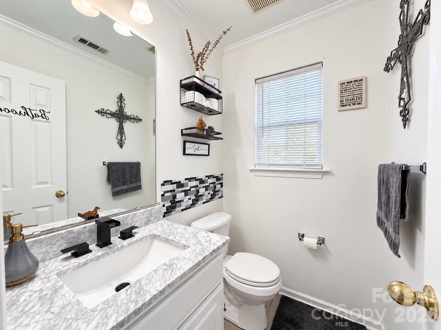 120 Copes Court Property Photo 7
