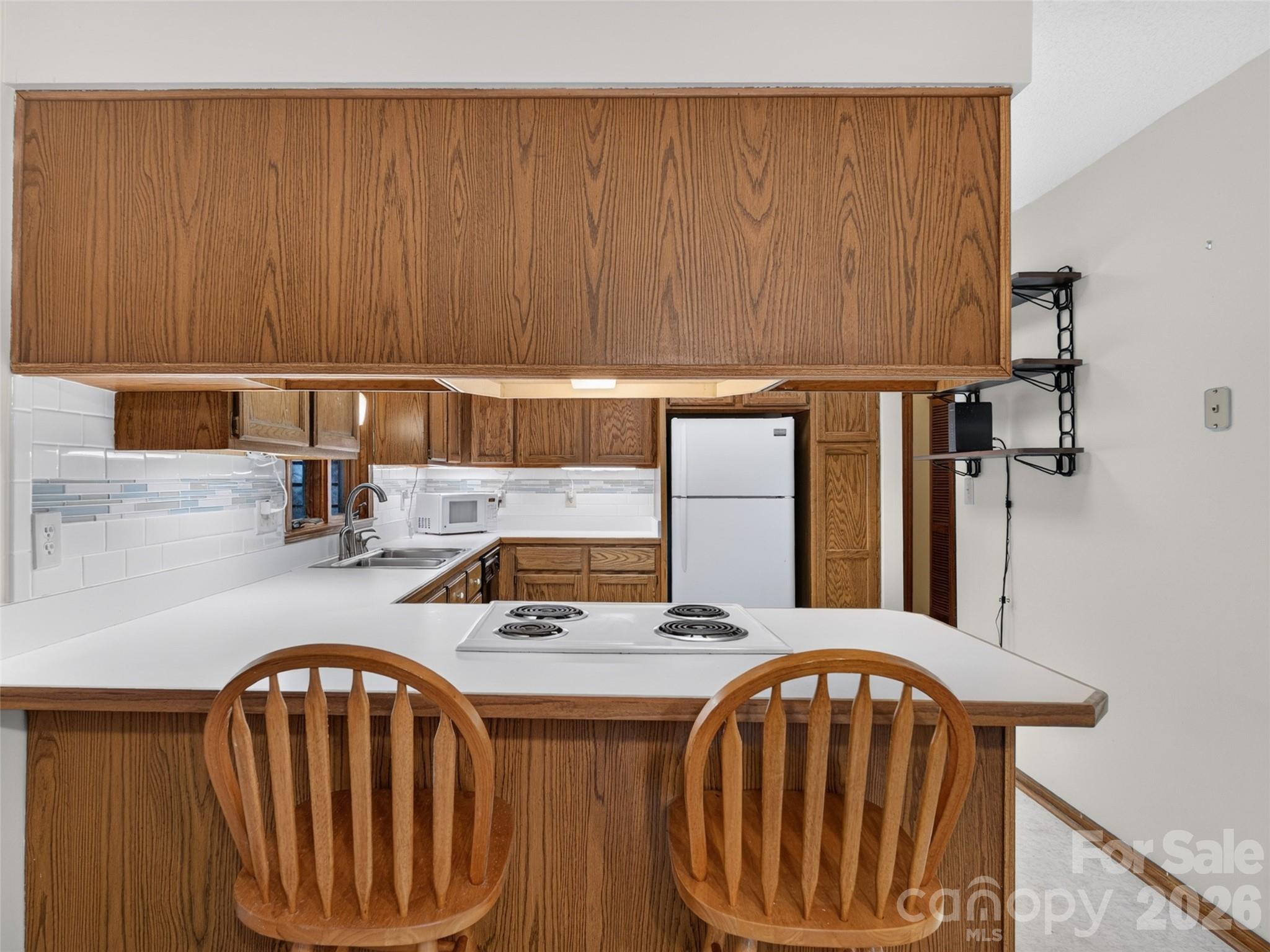 64 Surrey Lane Property Photo 17
