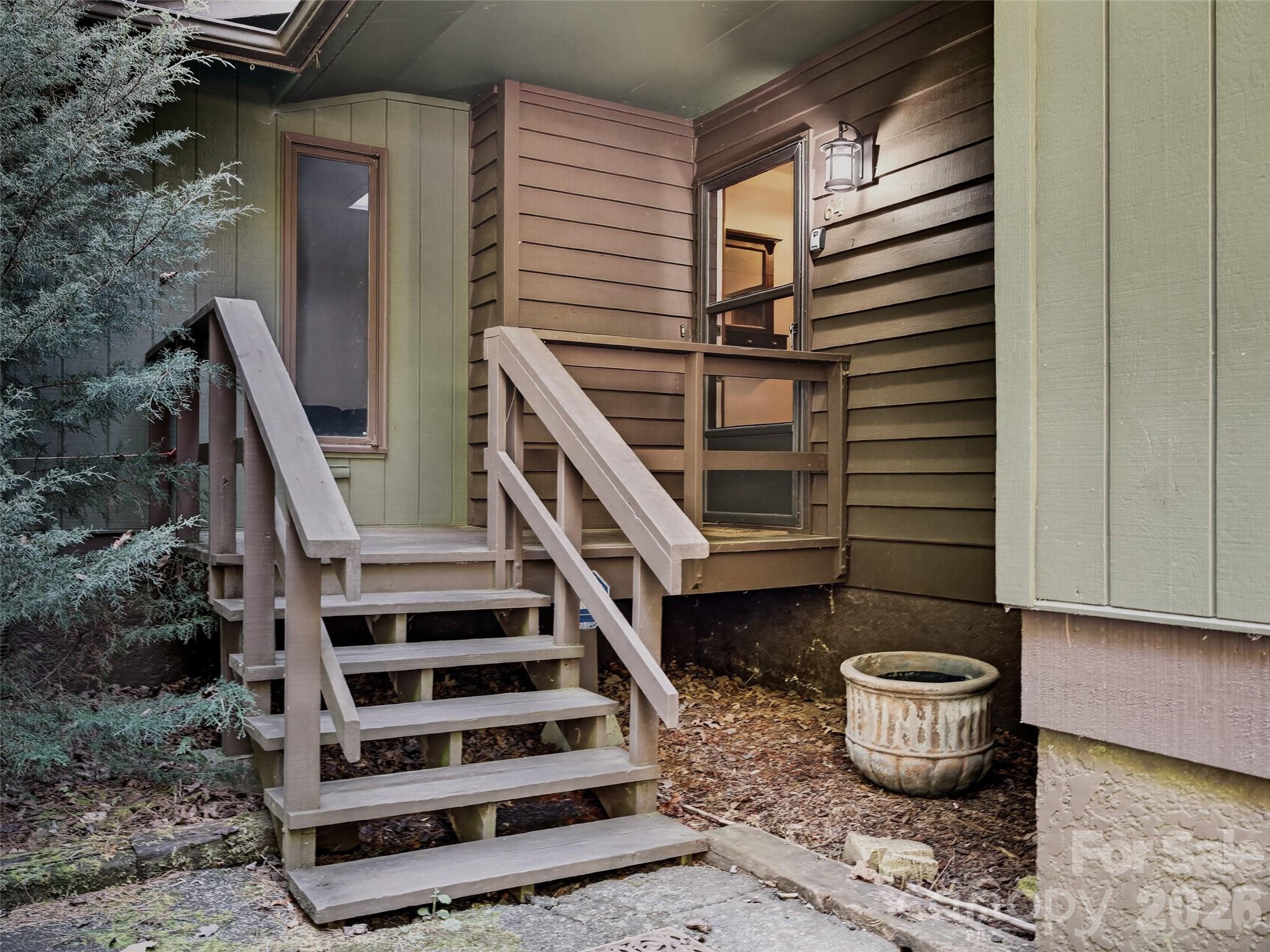 64 Surrey Lane Property Photo 22