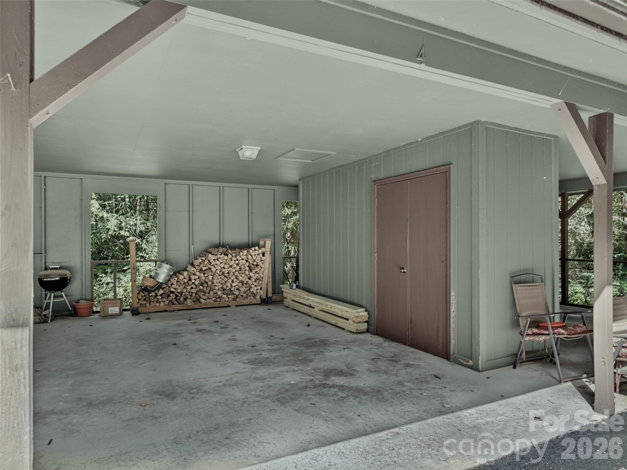 64 Surrey Lane Property Photo 31