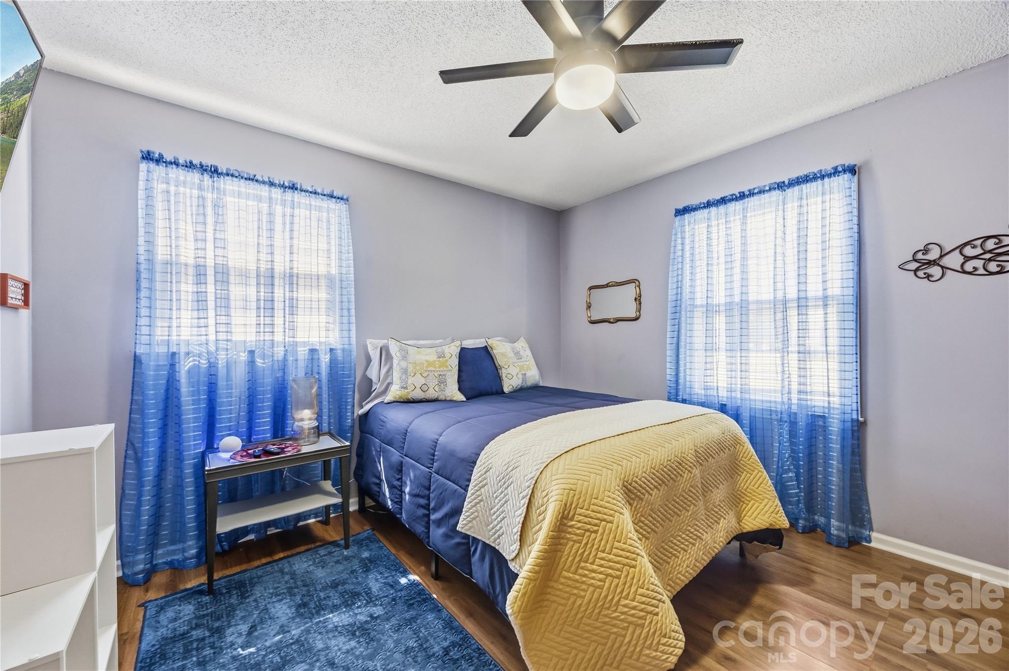 305 W Timberland Drive Property Photo 13