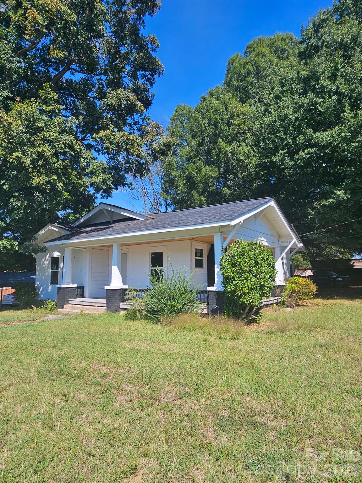 1313 E Maiden Road Property Photo 1