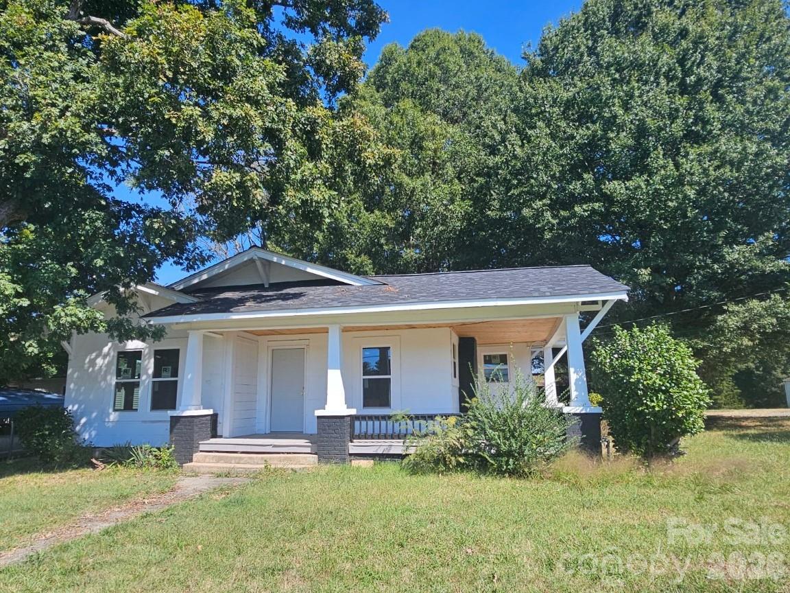 1313 E Maiden Road Property Photo 1