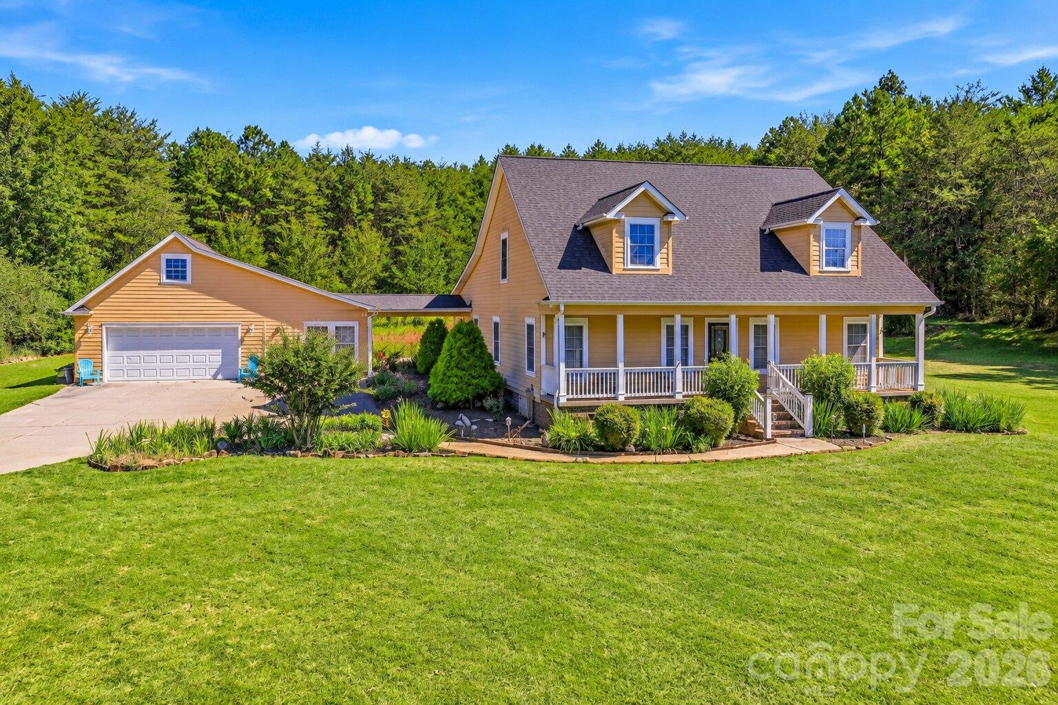 363 Twin K Drive Property Photo 1