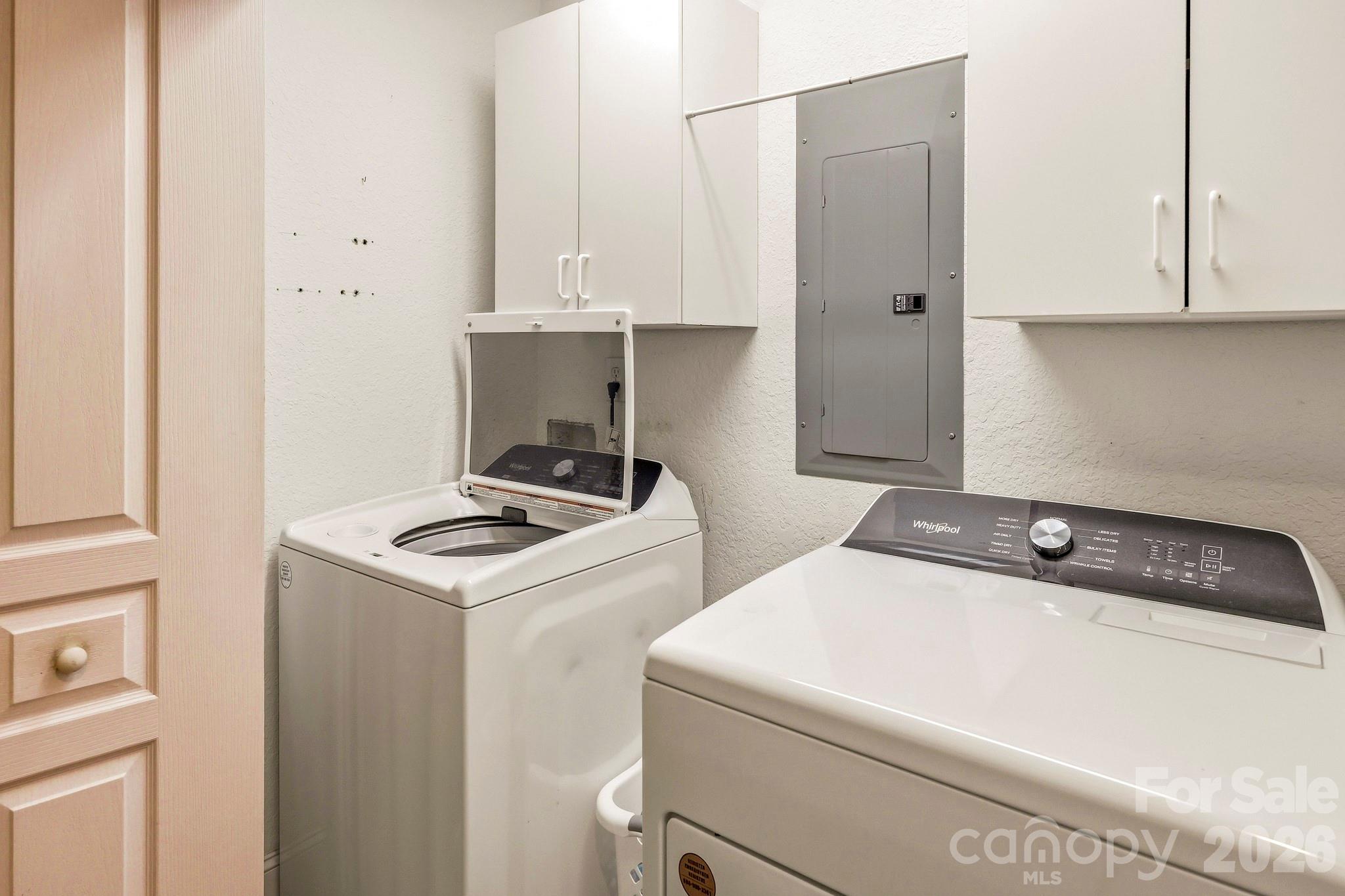 363 Twin K Drive Property Photo 14
