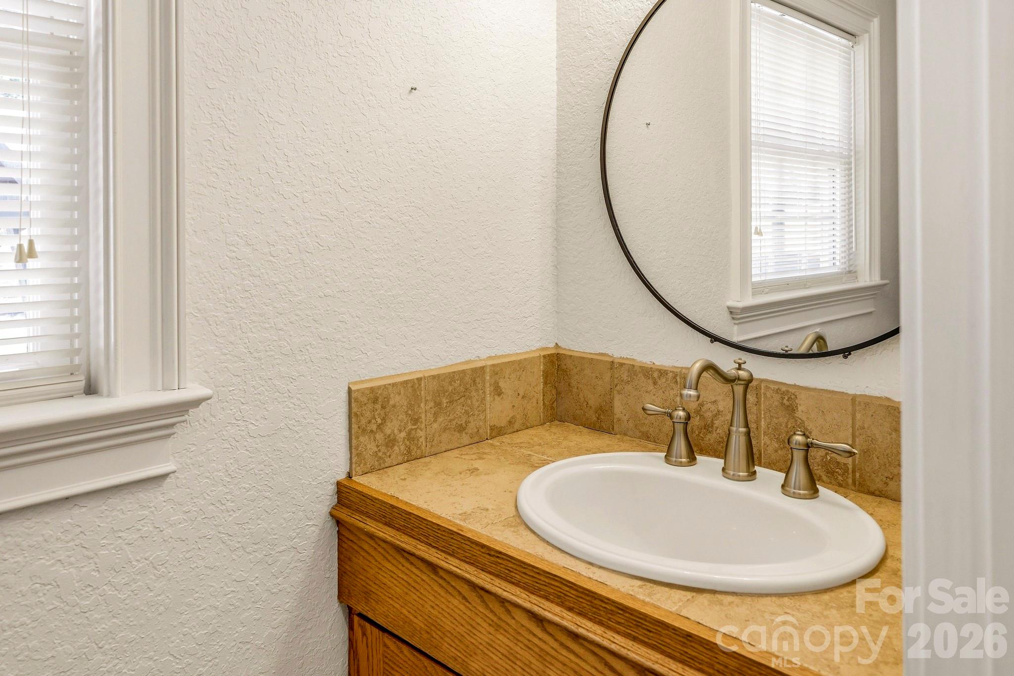 363 Twin K Drive Property Photo 15