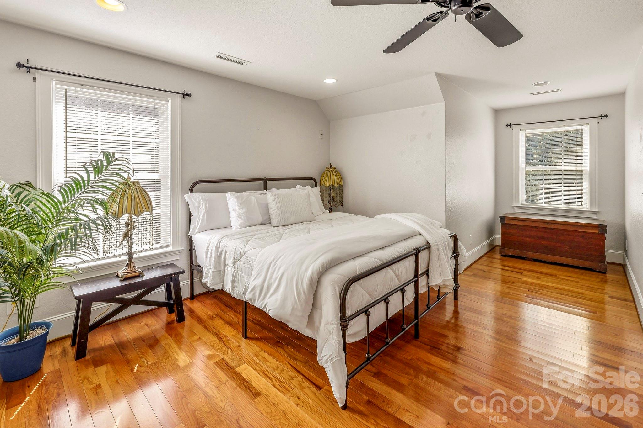 363 Twin K Drive Property Photo 16