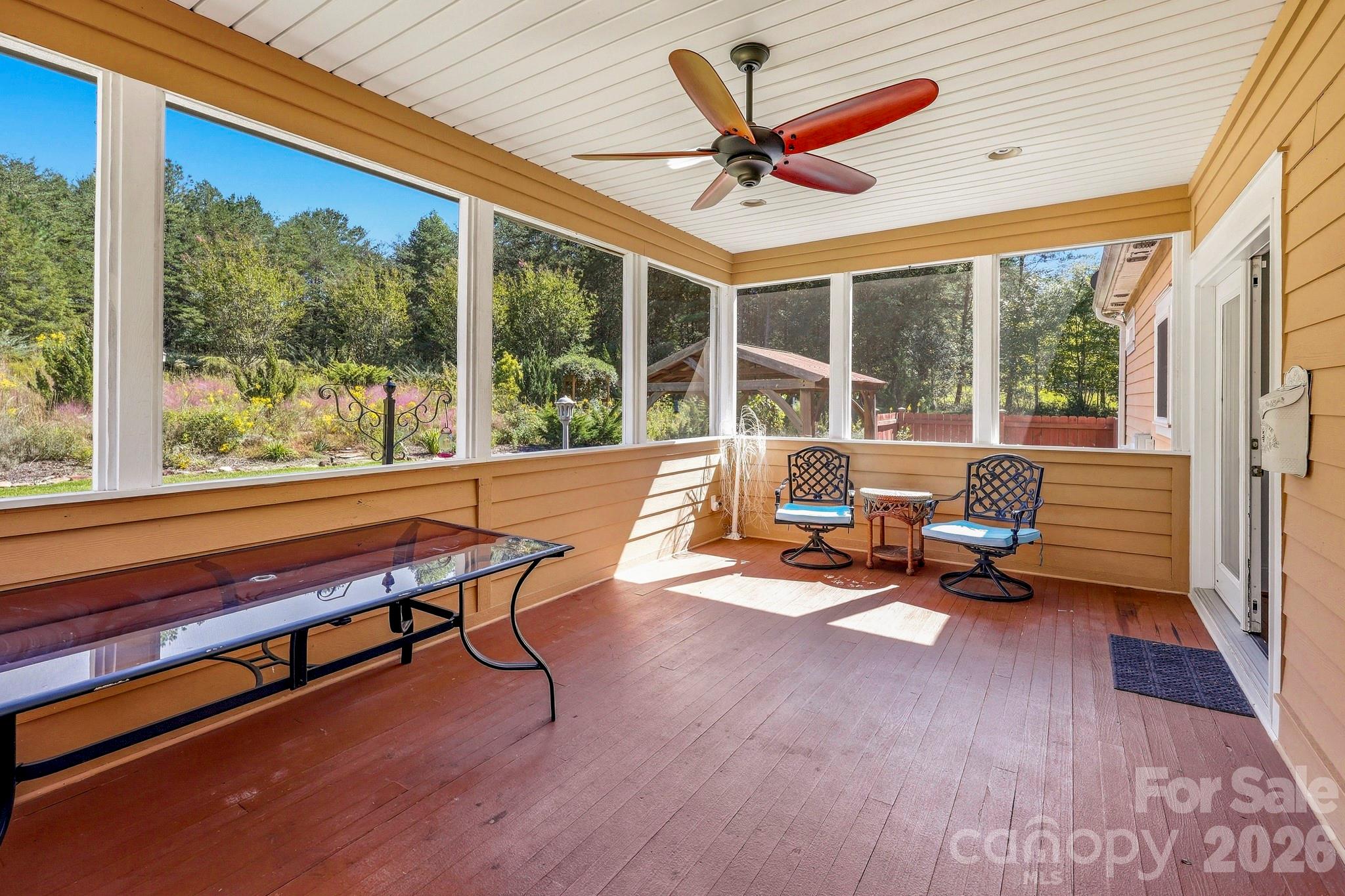 363 Twin K Drive Property Photo 23