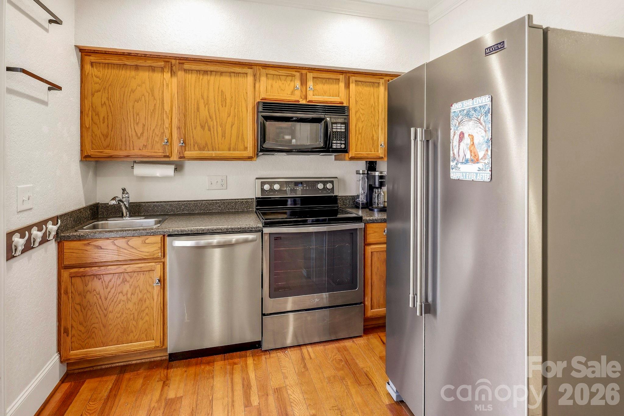 363 Twin K Drive Property Photo 27