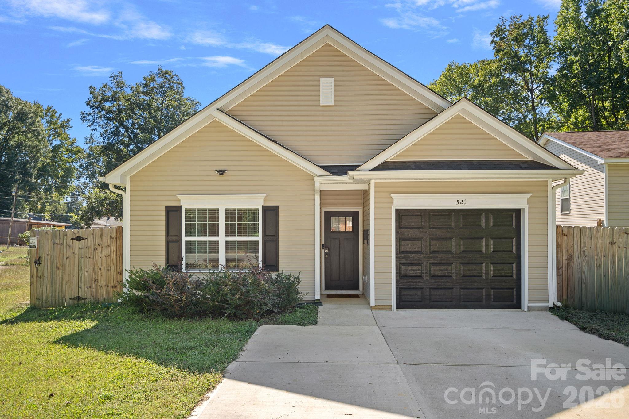521 Porter Street Property Photo 2