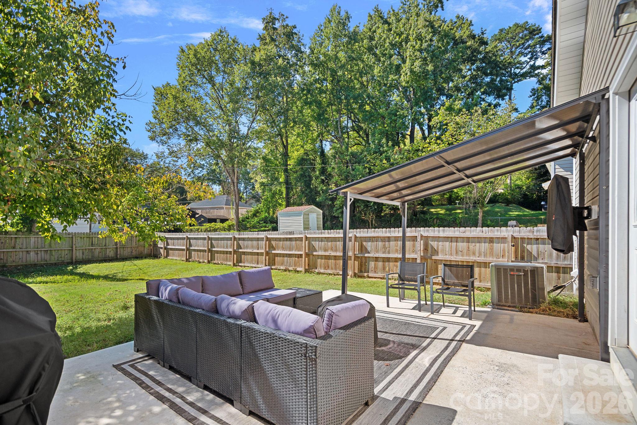 521 Porter Street Property Photo 16