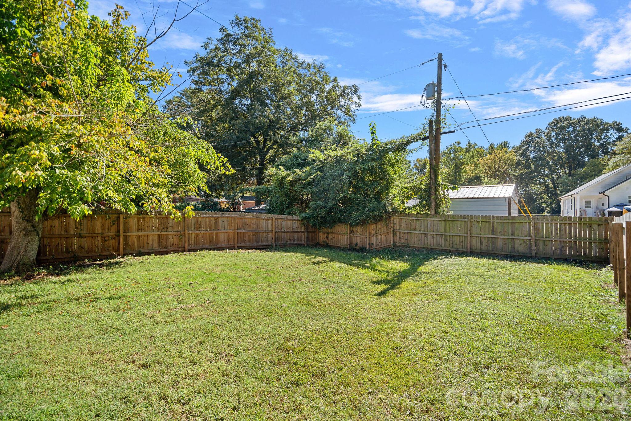 521 Porter Street Property Photo 18
