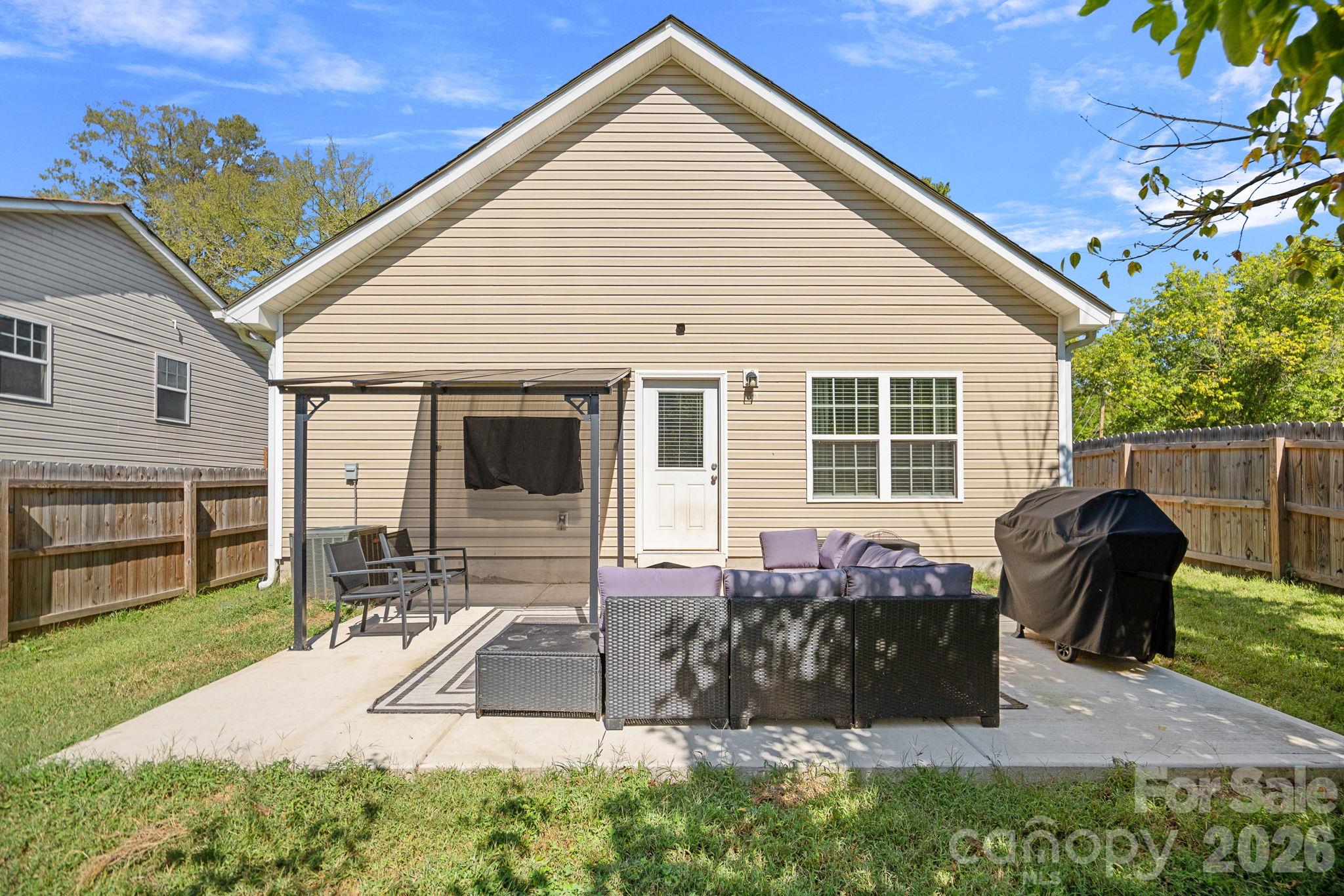 521 Porter Street Property Photo 20