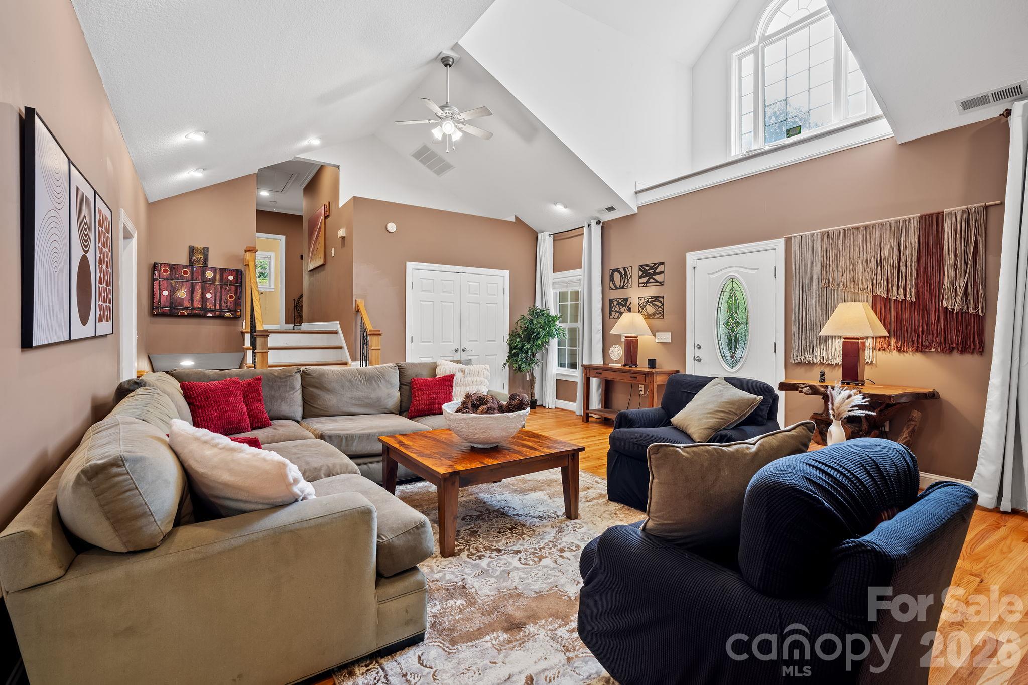 15 Hope Road Property Photo 5