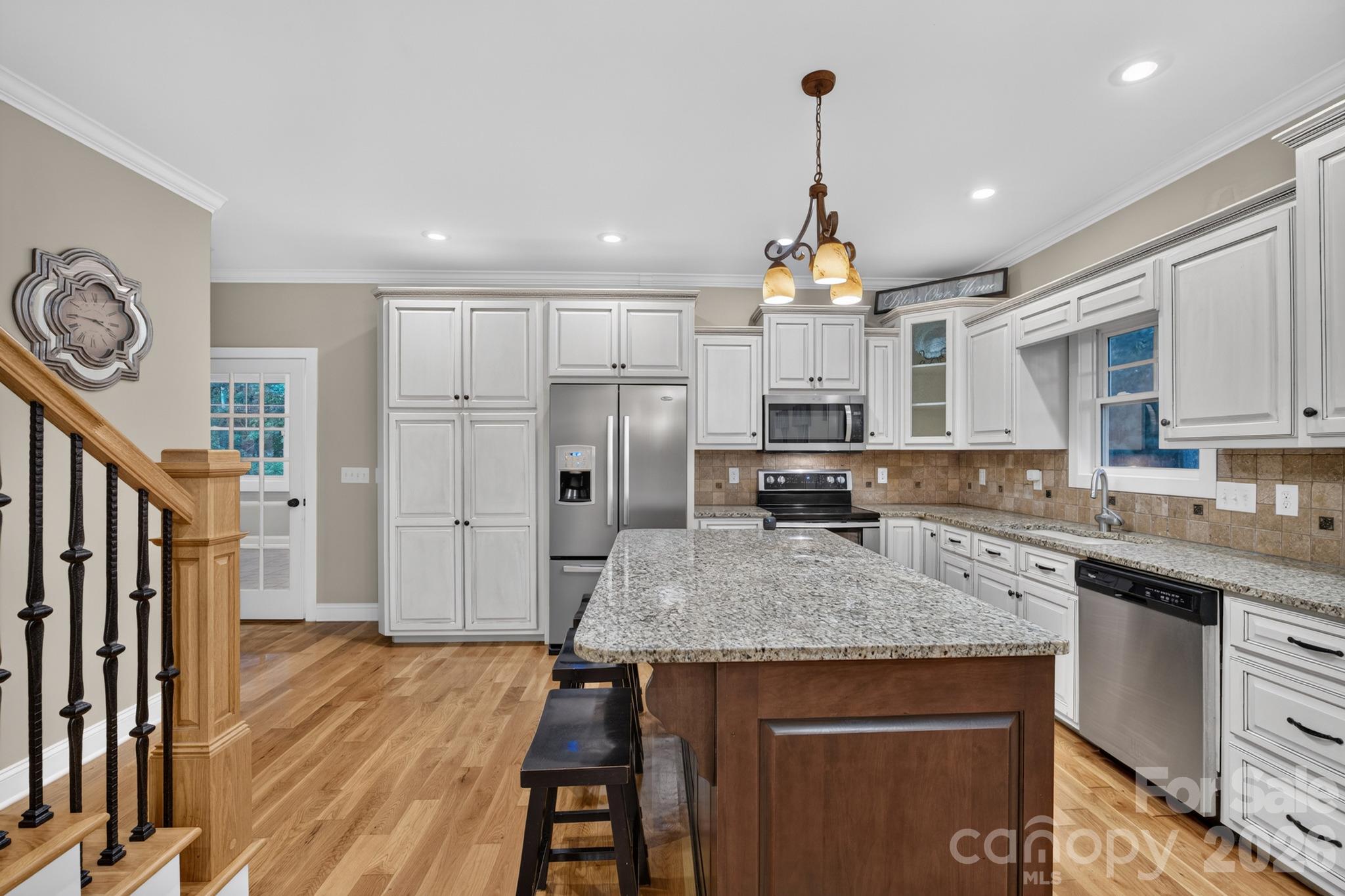 5596 Bridgewater Drive Property Photo 21
