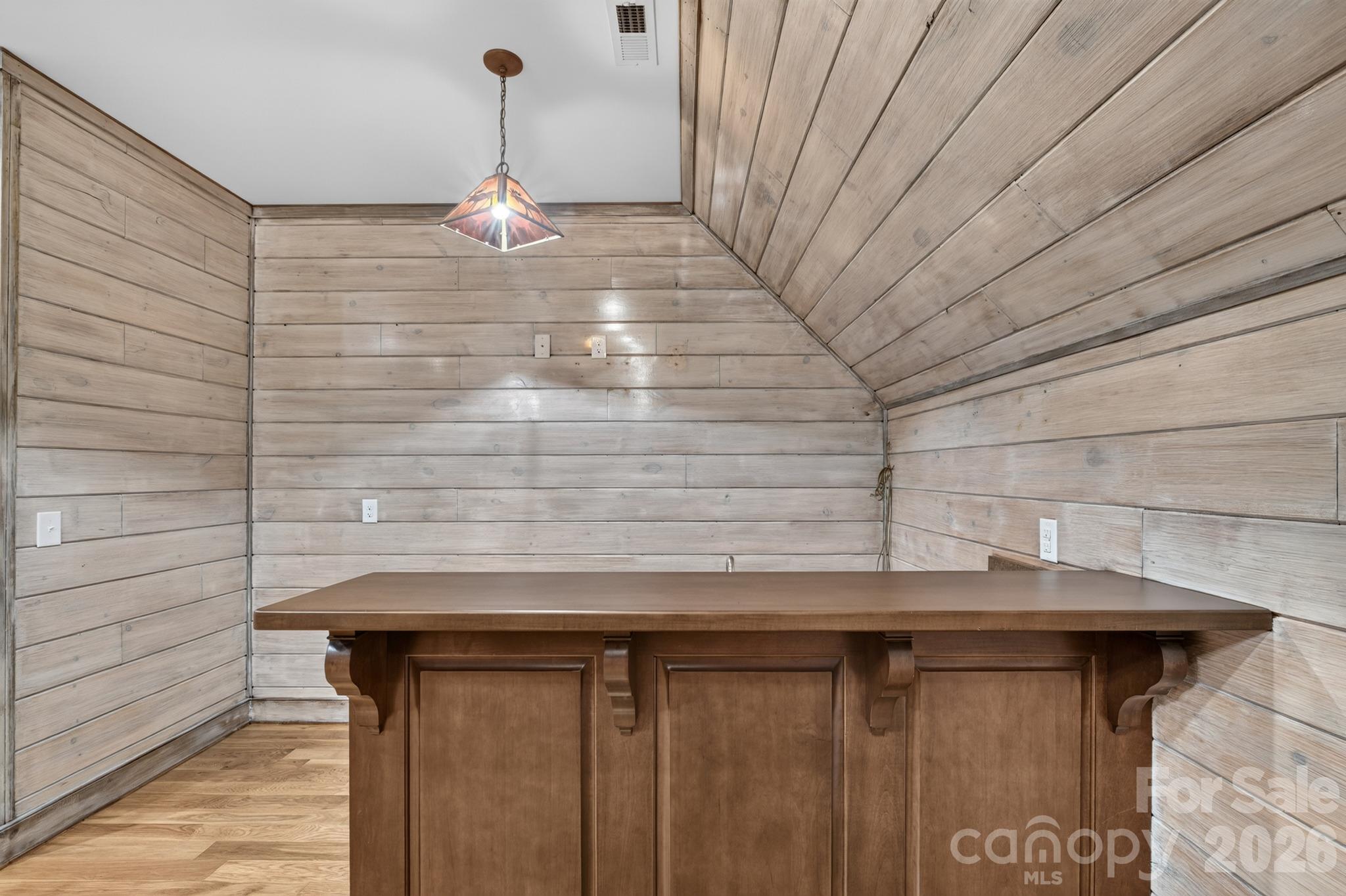 5596 Bridgewater Drive Property Photo 30