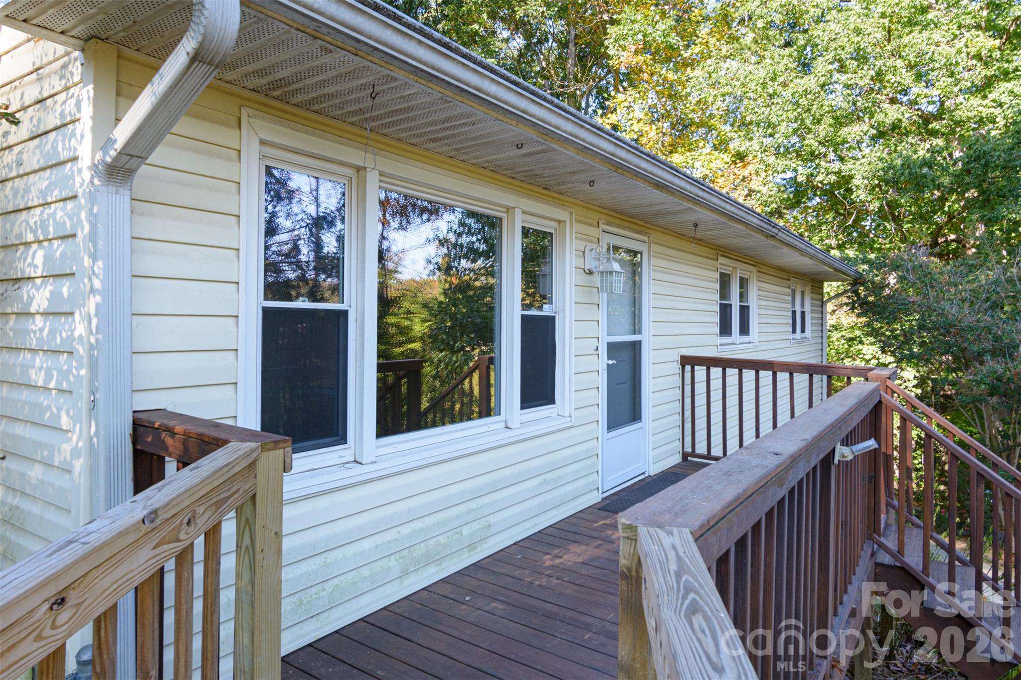 86 Johnston Boulevard Property Photo 4