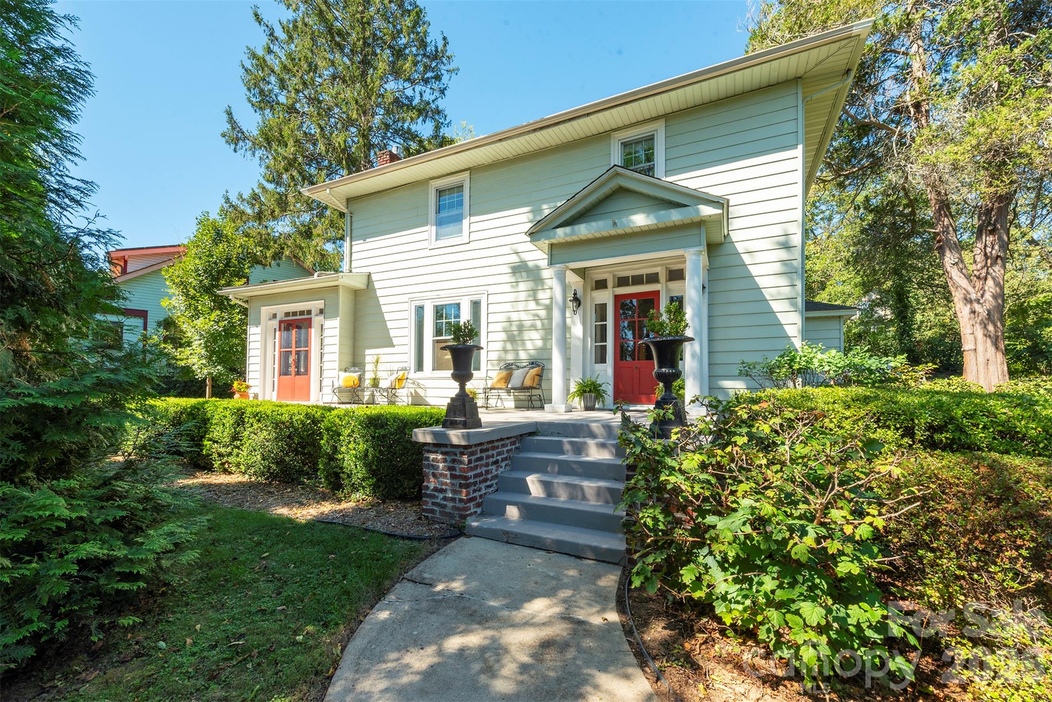 710 Merrimon Avenue Property Photo 1