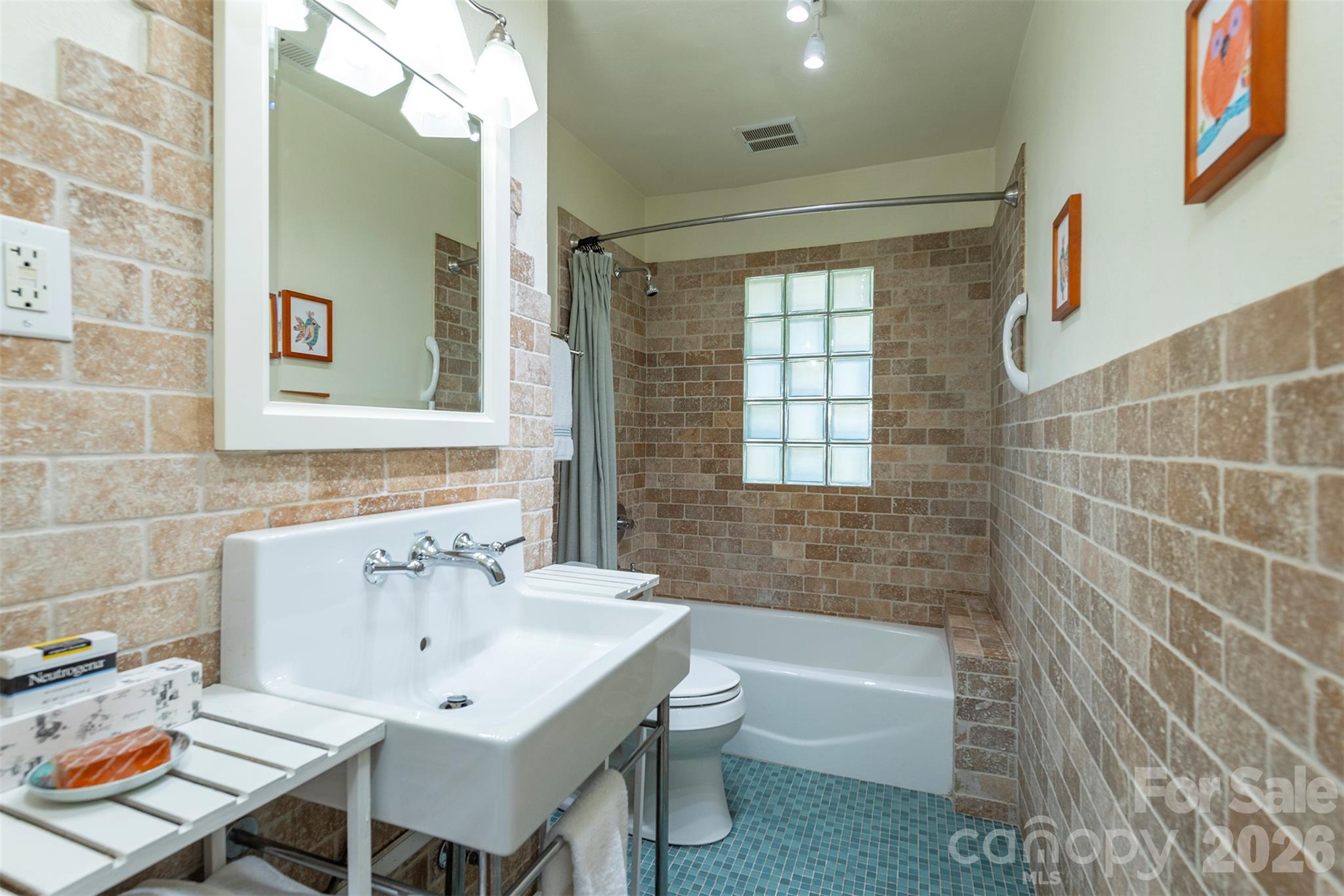 710 Merrimon Avenue Property Photo 25