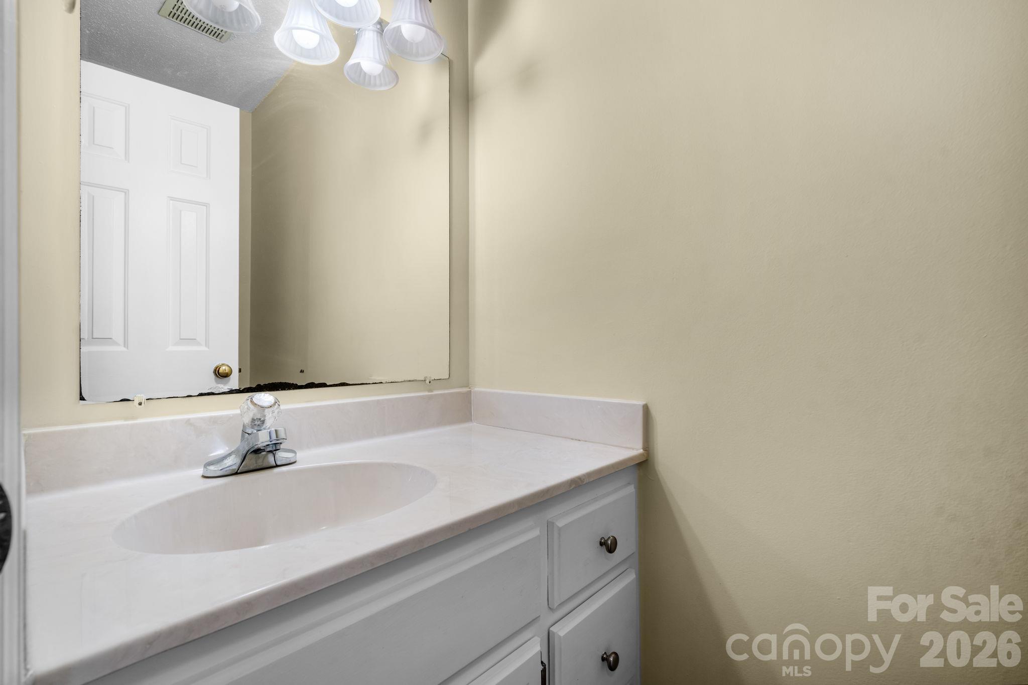 2433 1st Street 22 Property Photo 10