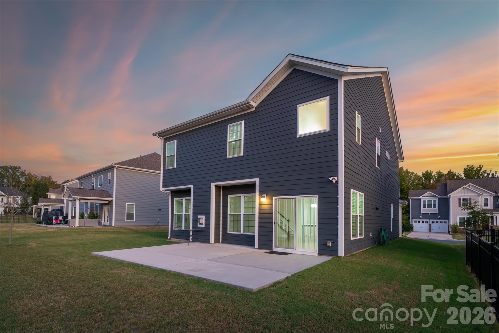 4638 Monument Valley Drive Property Photo 4