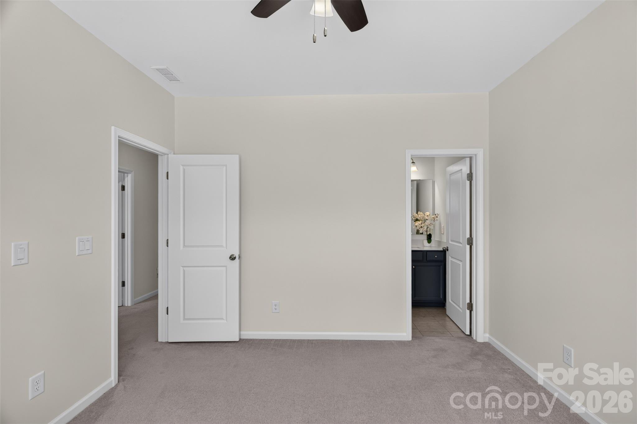 4638 Monument Valley Drive Property Photo 34
