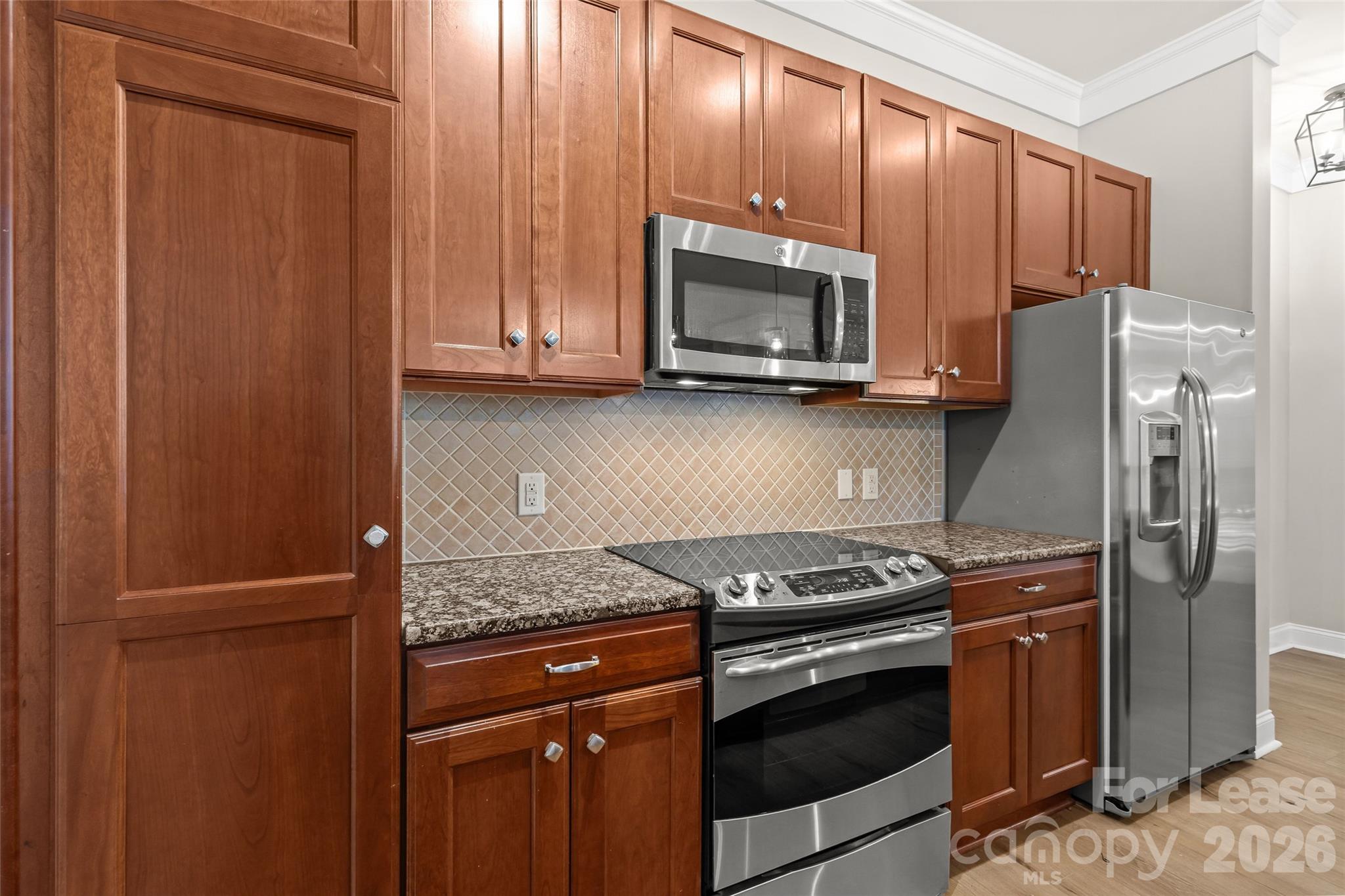 2810 Selwyn Avenue 209 Property Photo 9