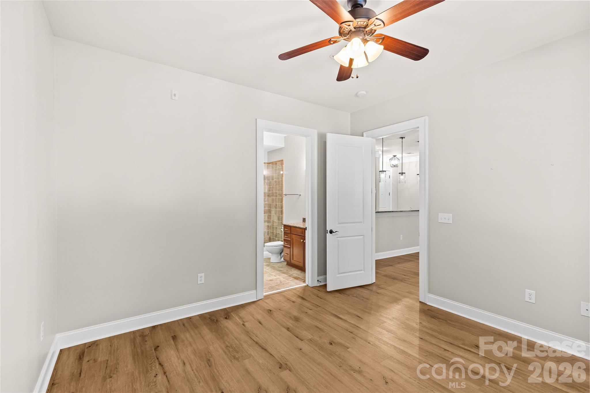 2810 Selwyn Avenue 209 Property Photo 19