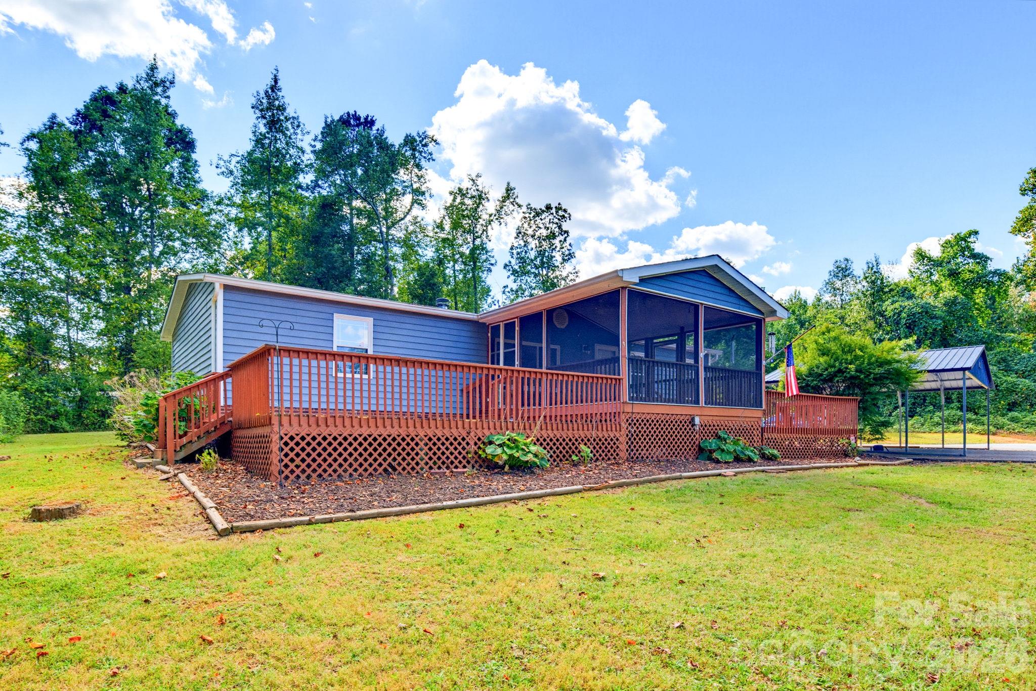 5119 Pine Springs Drive Property Photo 2