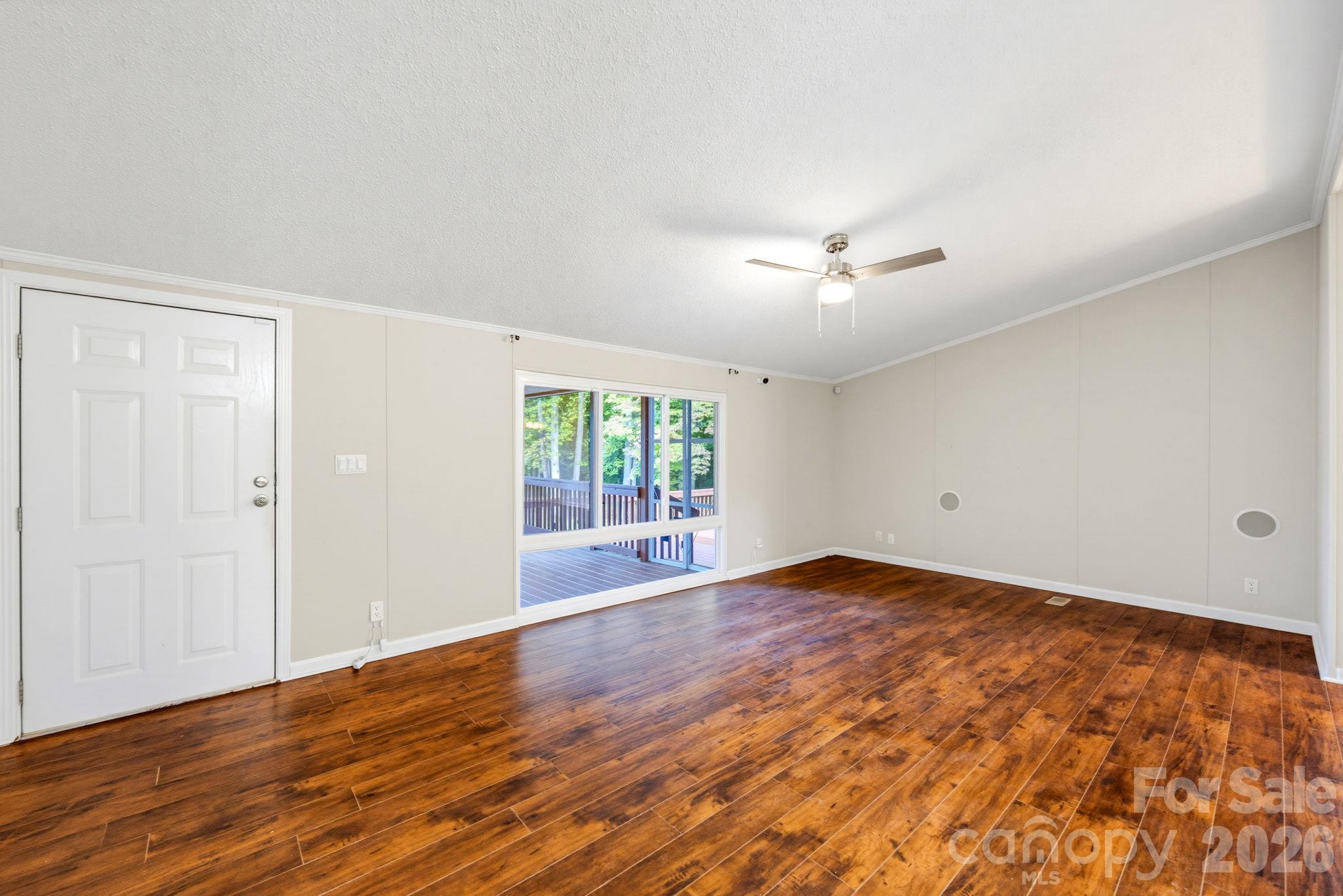 5119 Pine Springs Drive Property Photo 9