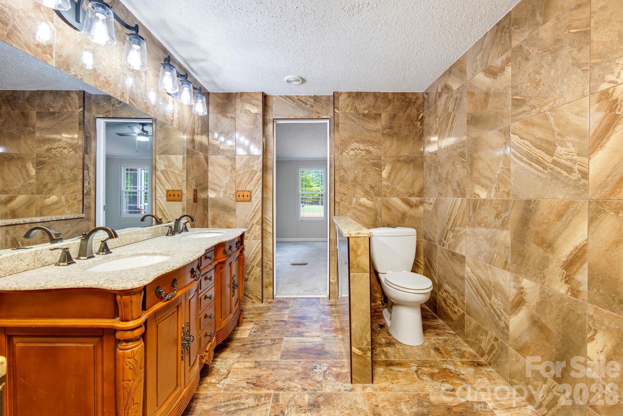 5119 Pine Springs Drive Property Photo 18