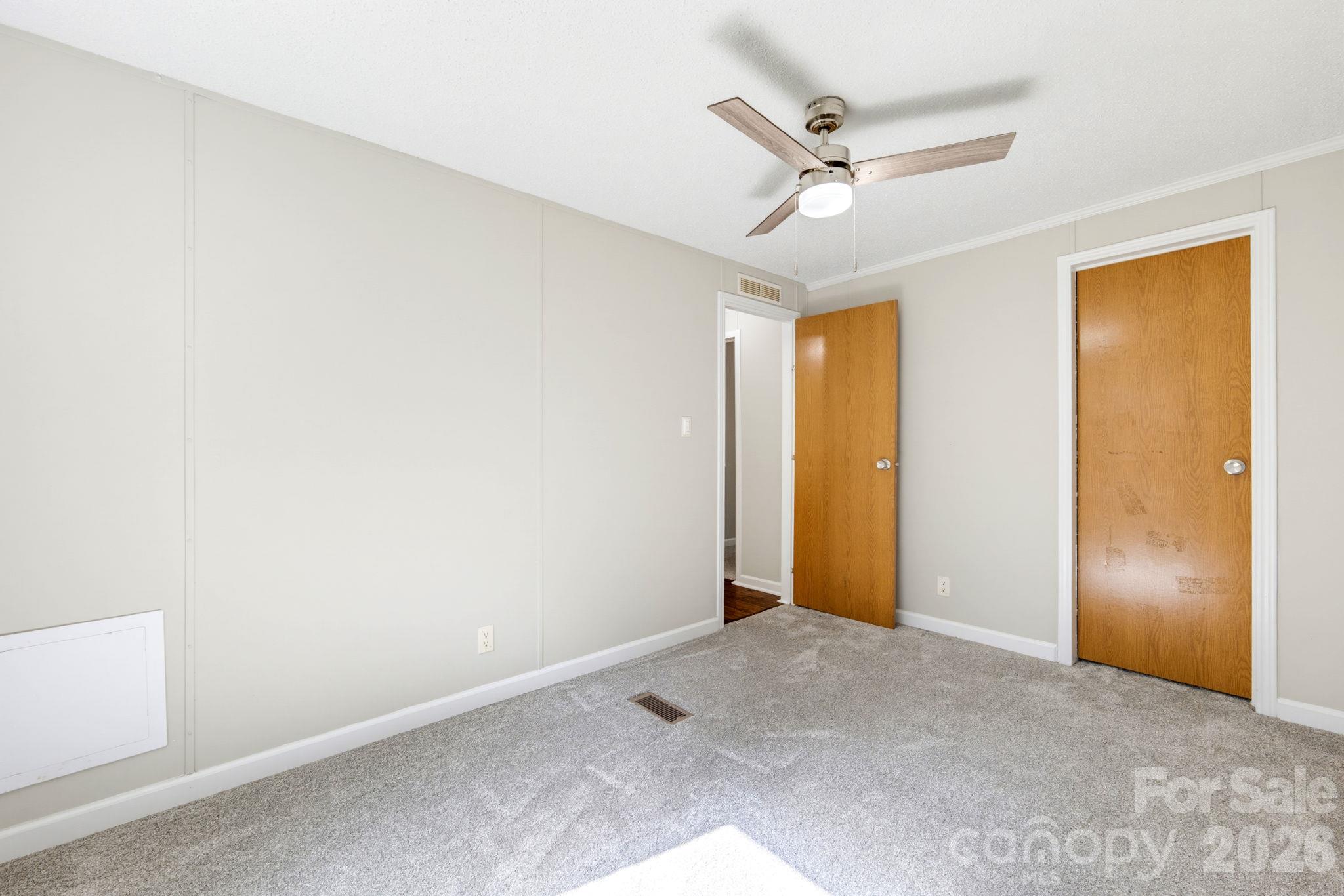 5119 Pine Springs Drive Property Photo 23