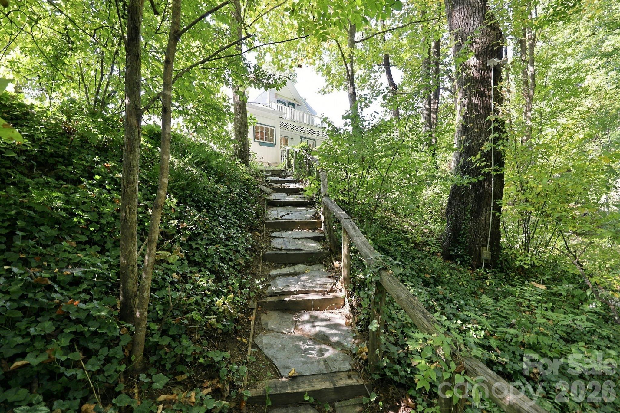 125 Timberline Drive Property Photo 42