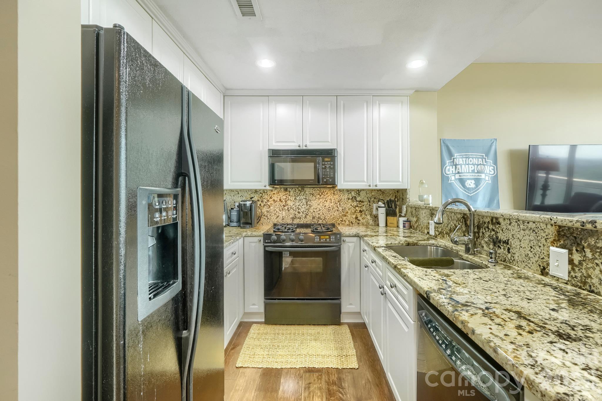 315 Arlington Avenue 1902 Property Photo 12