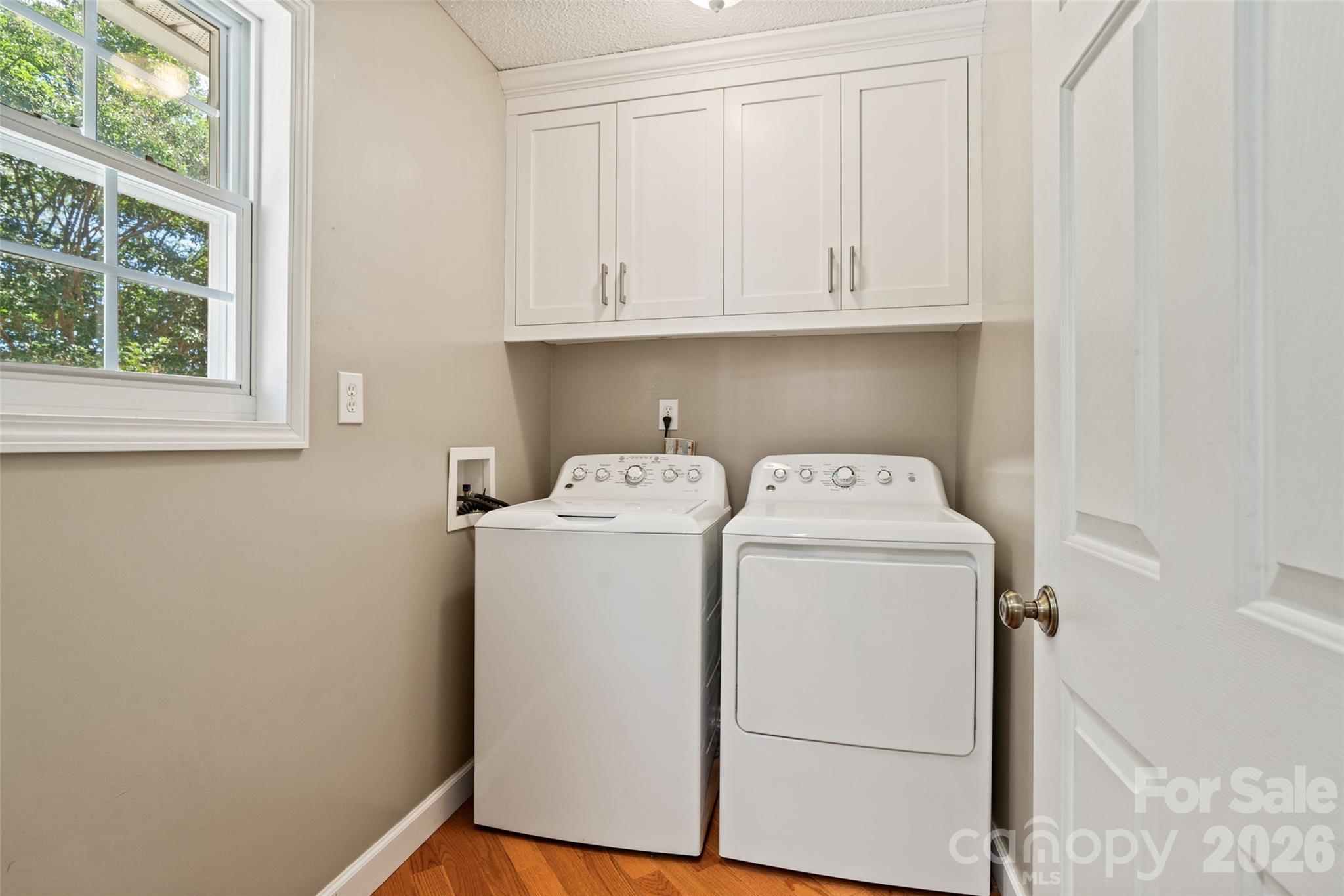 996 Beamguard Road Property Photo 13