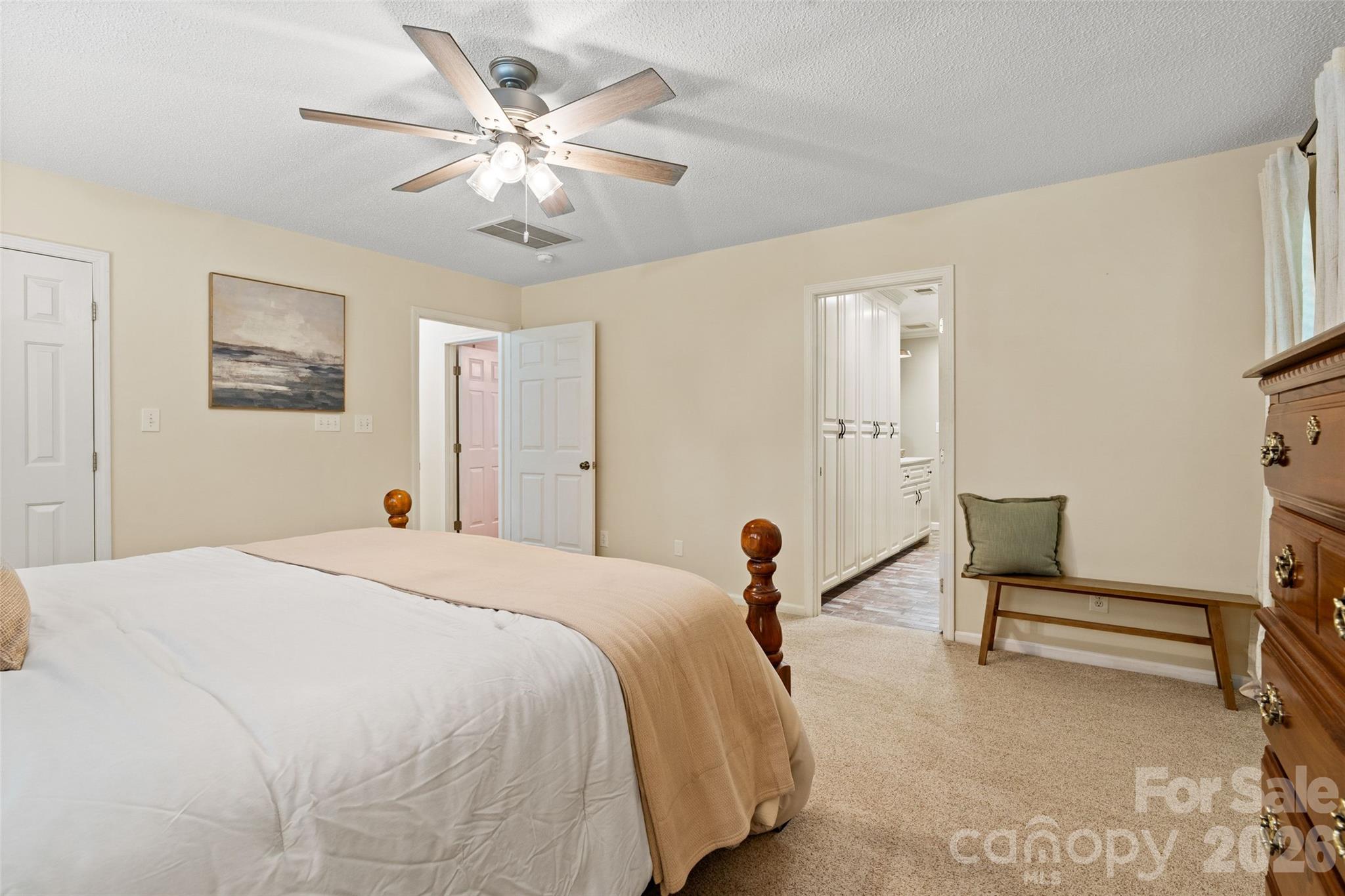 996 Beamguard Road Property Photo 15