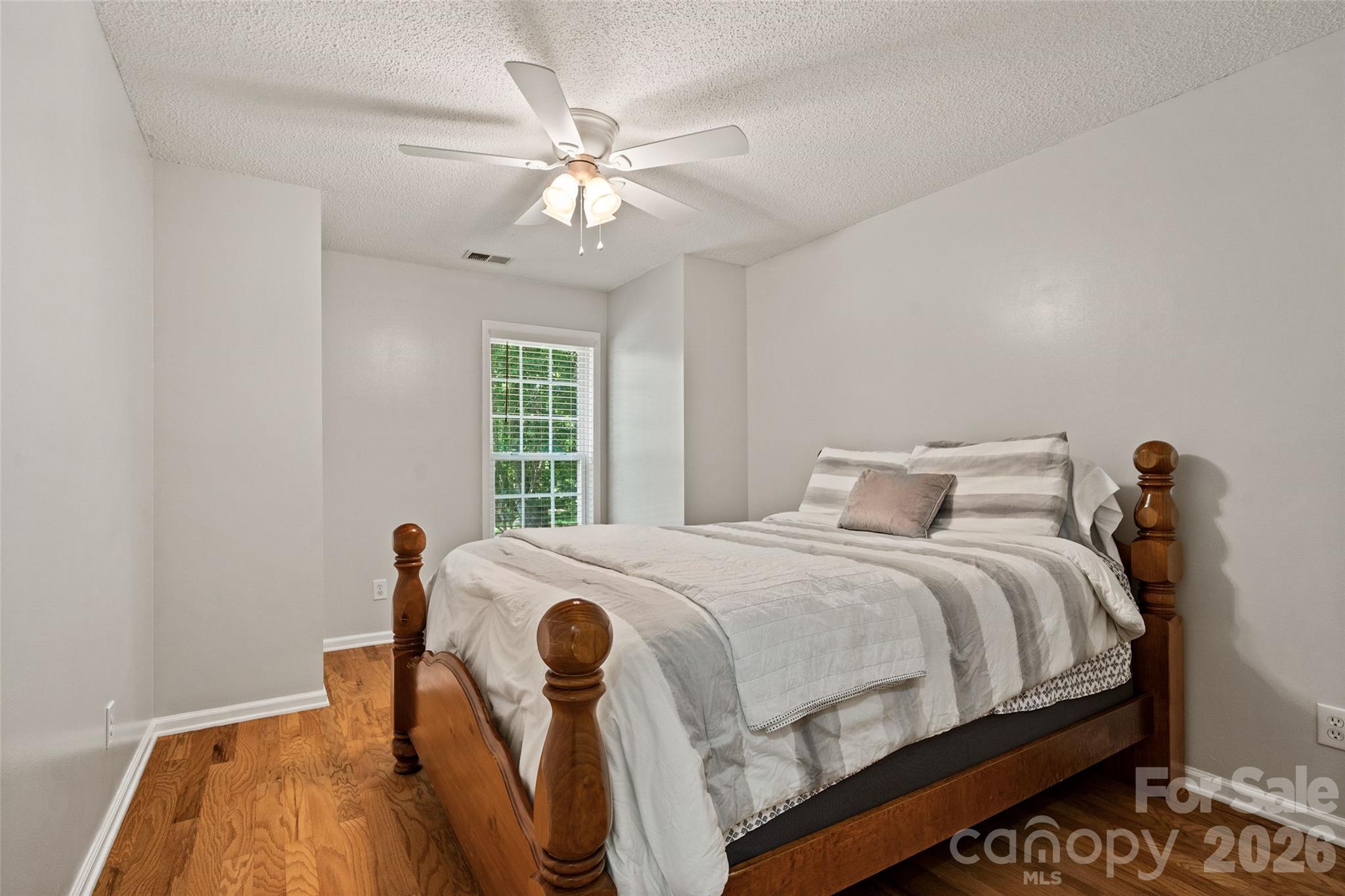 996 Beamguard Road Property Photo 21