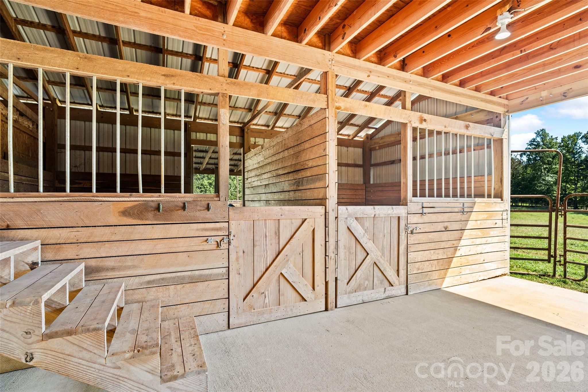 996 Beamguard Road Property Photo 39