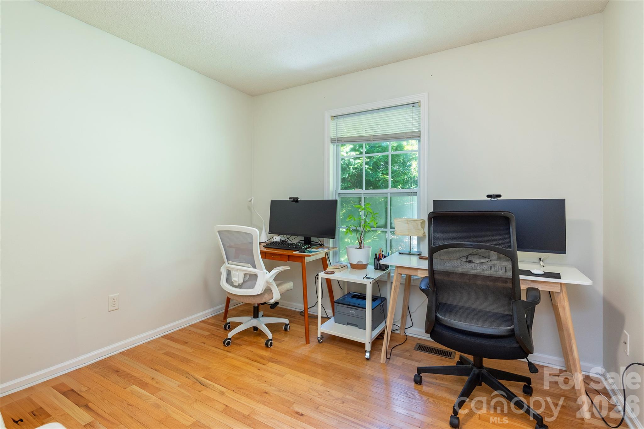 17 Castle Street Property Photo 15