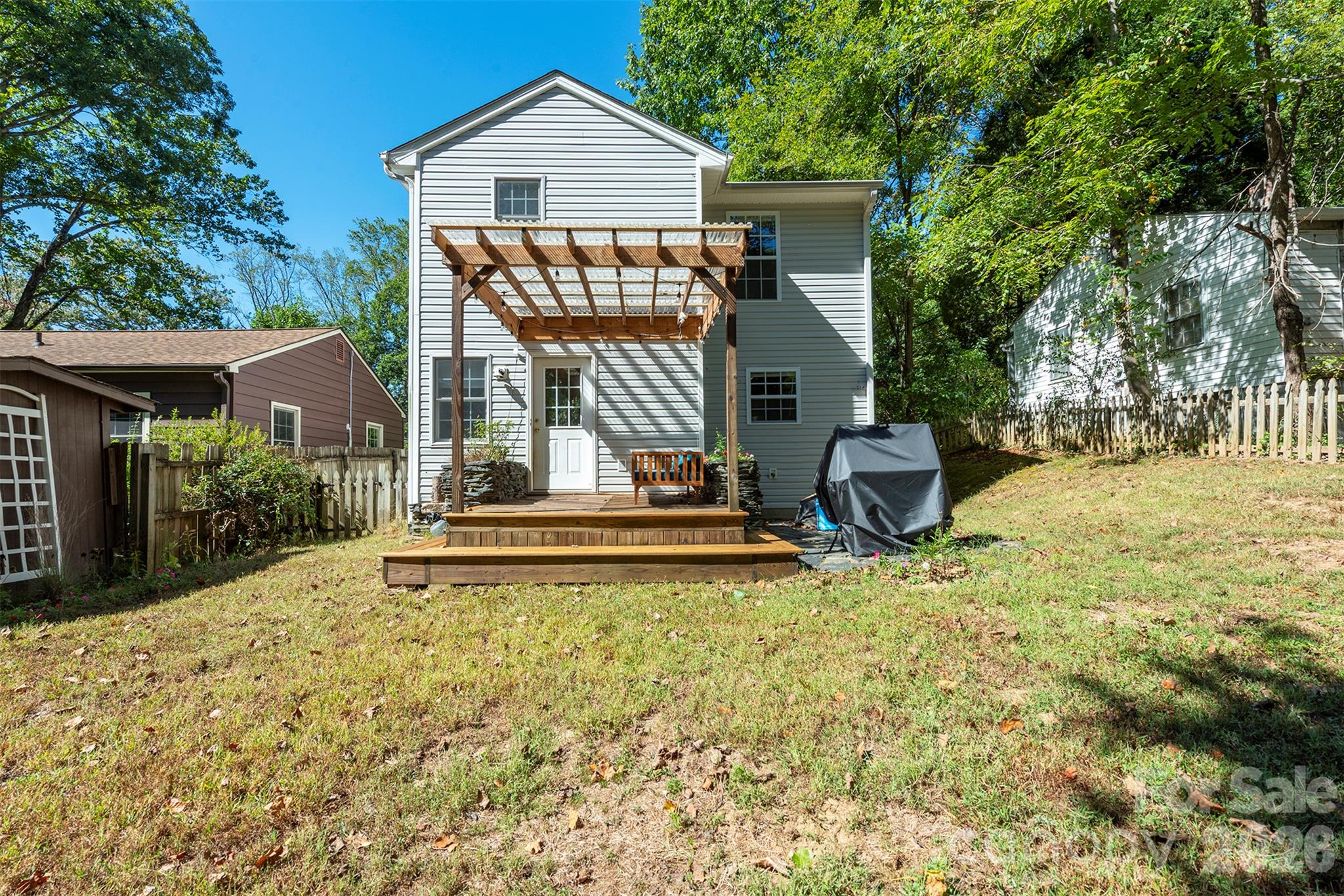 17 Castle Street Property Photo 19