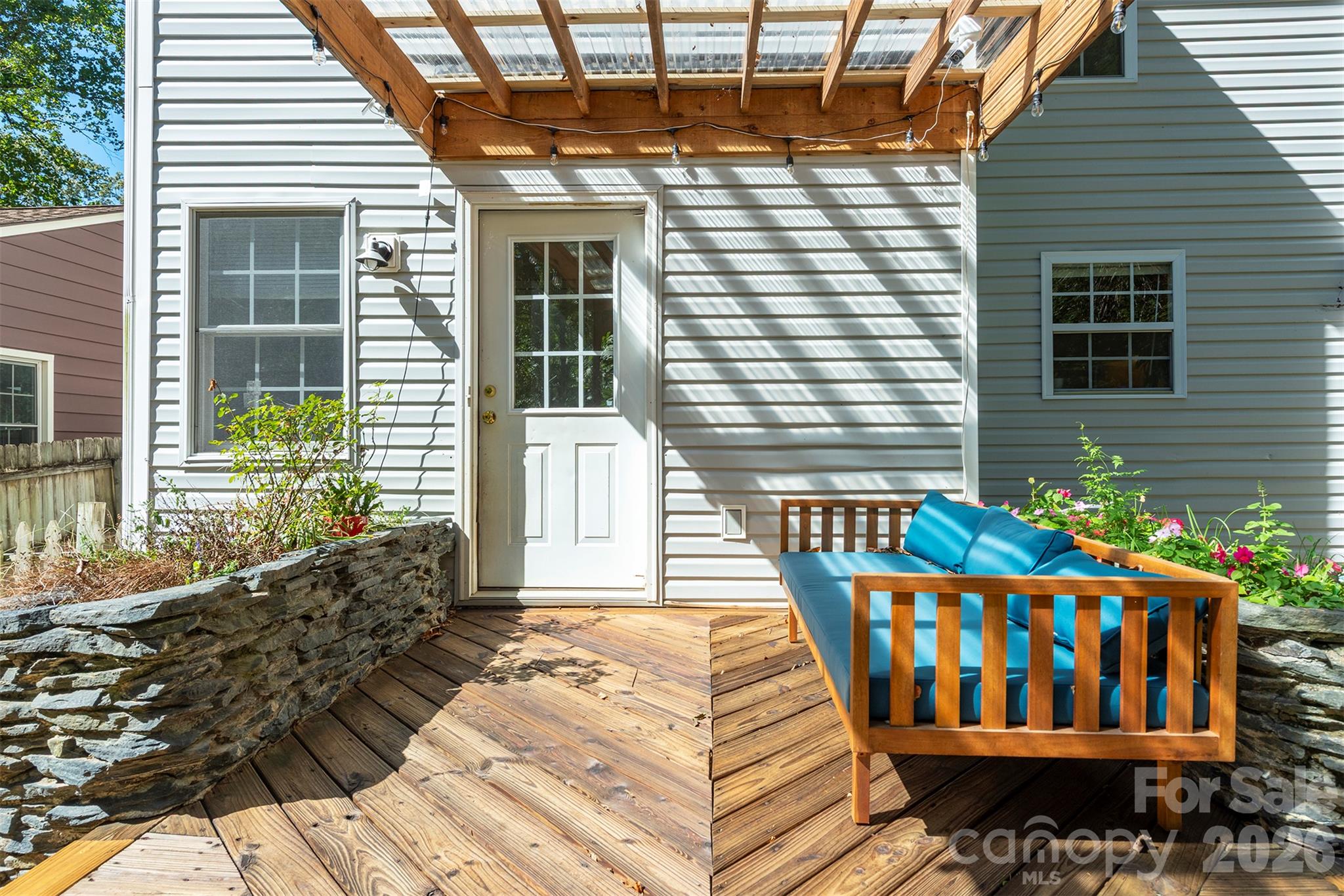 17 Castle Street Property Photo 20
