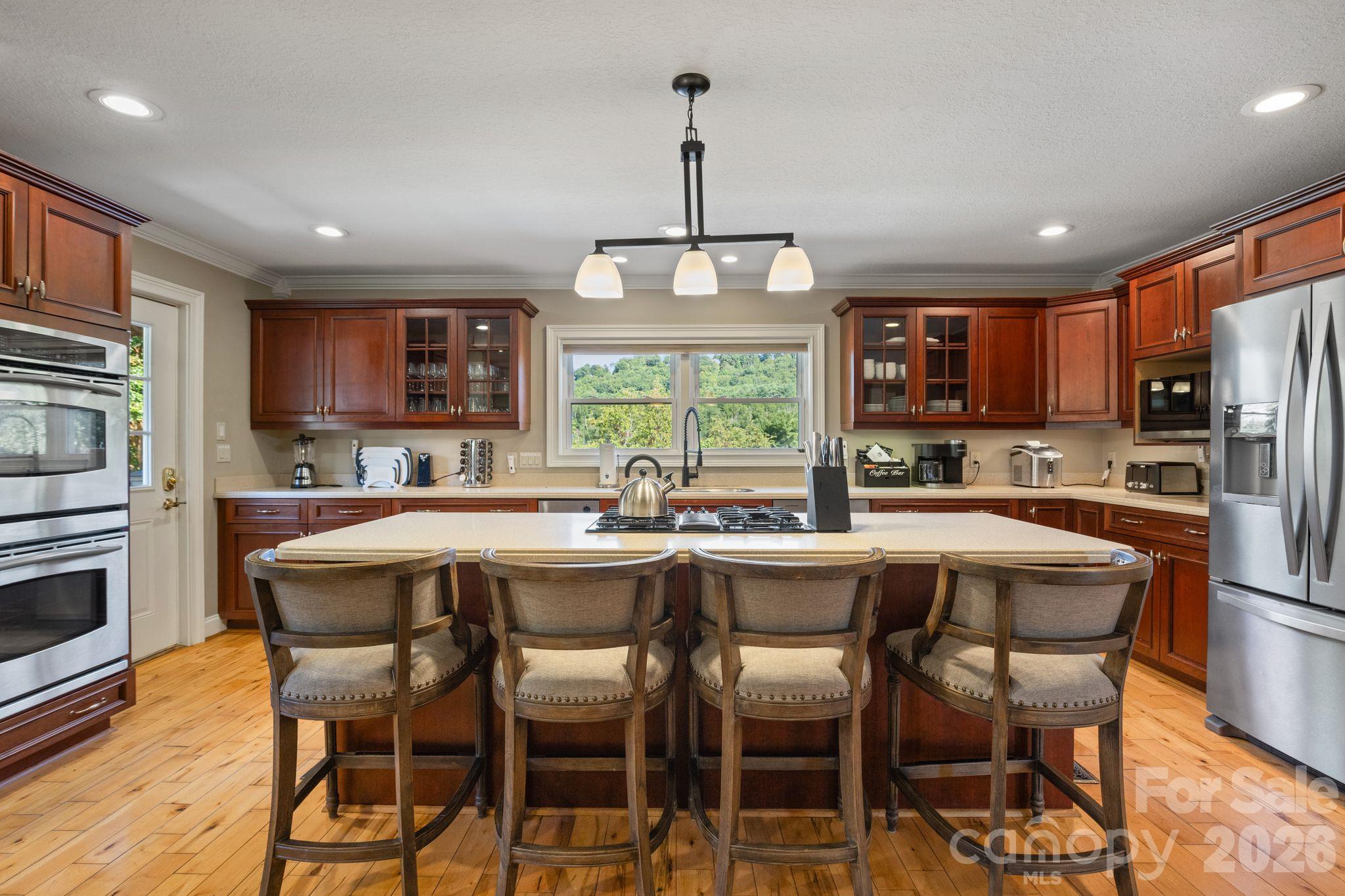 422 Crooked Creek Road Property Photo 12
