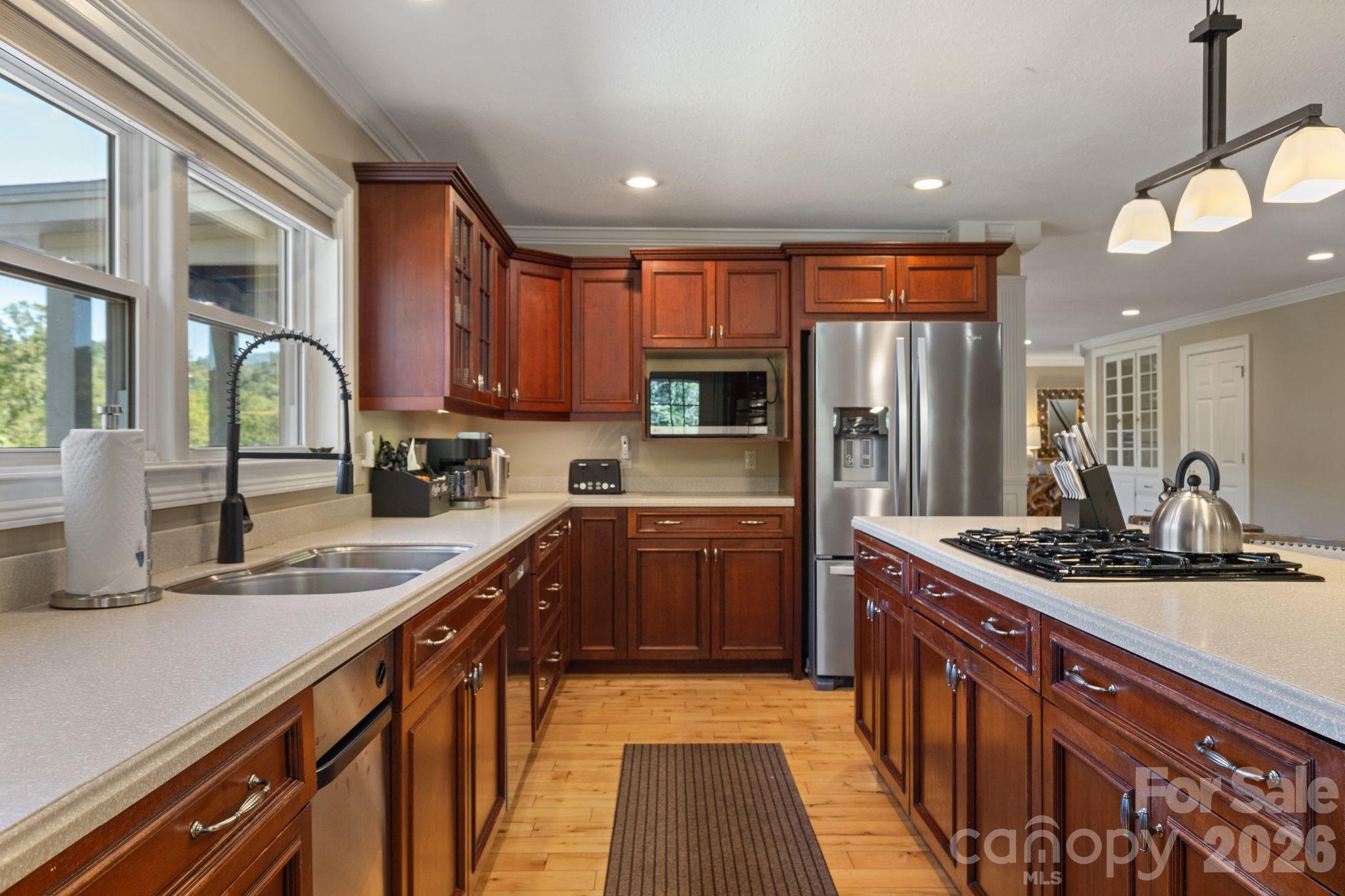422 Crooked Creek Road Property Photo 13