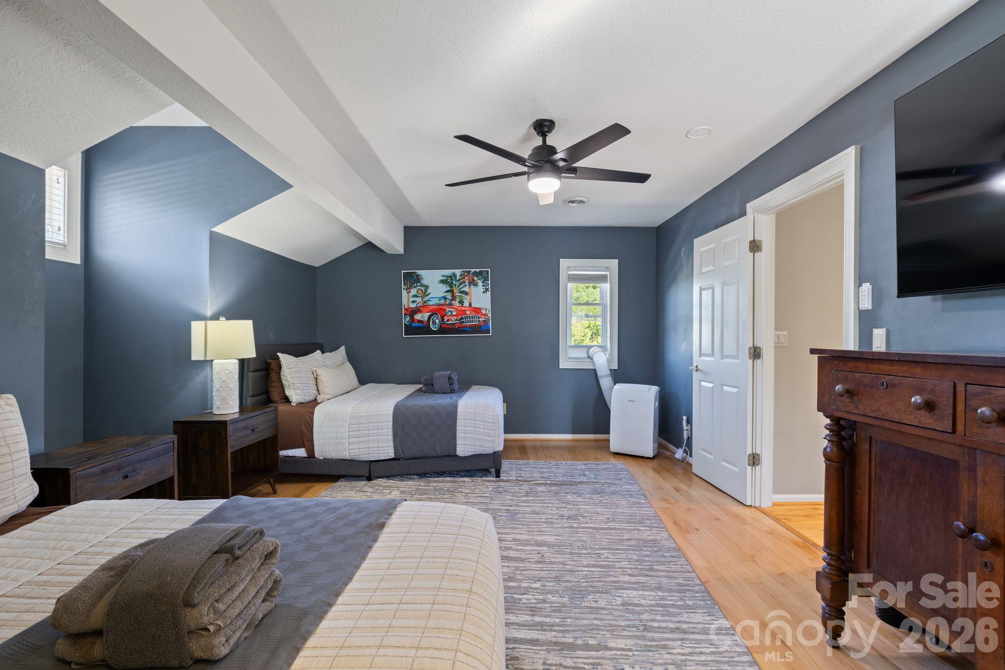 422 Crooked Creek Road Property Photo 25