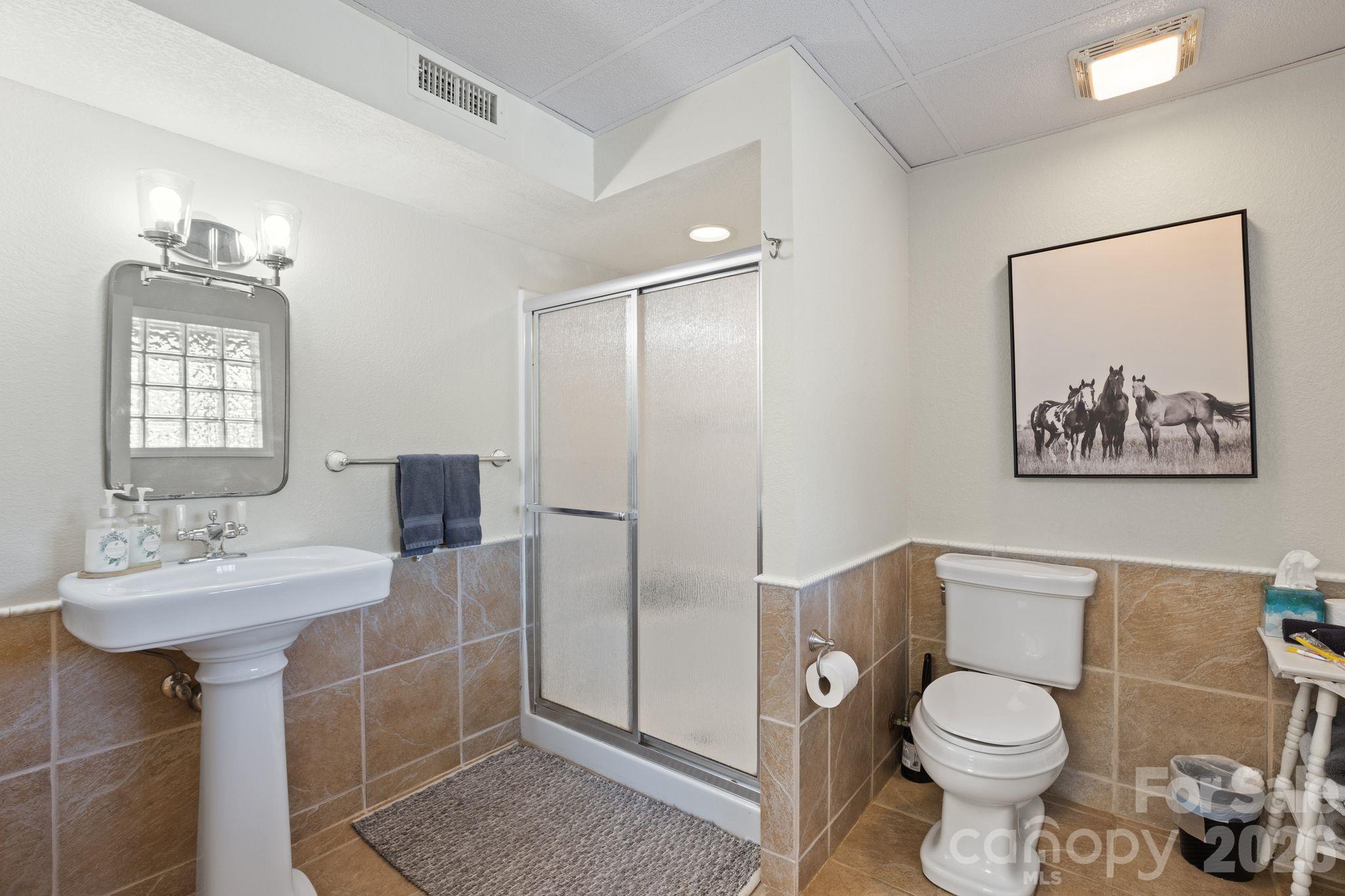 422 Crooked Creek Road Property Photo 33